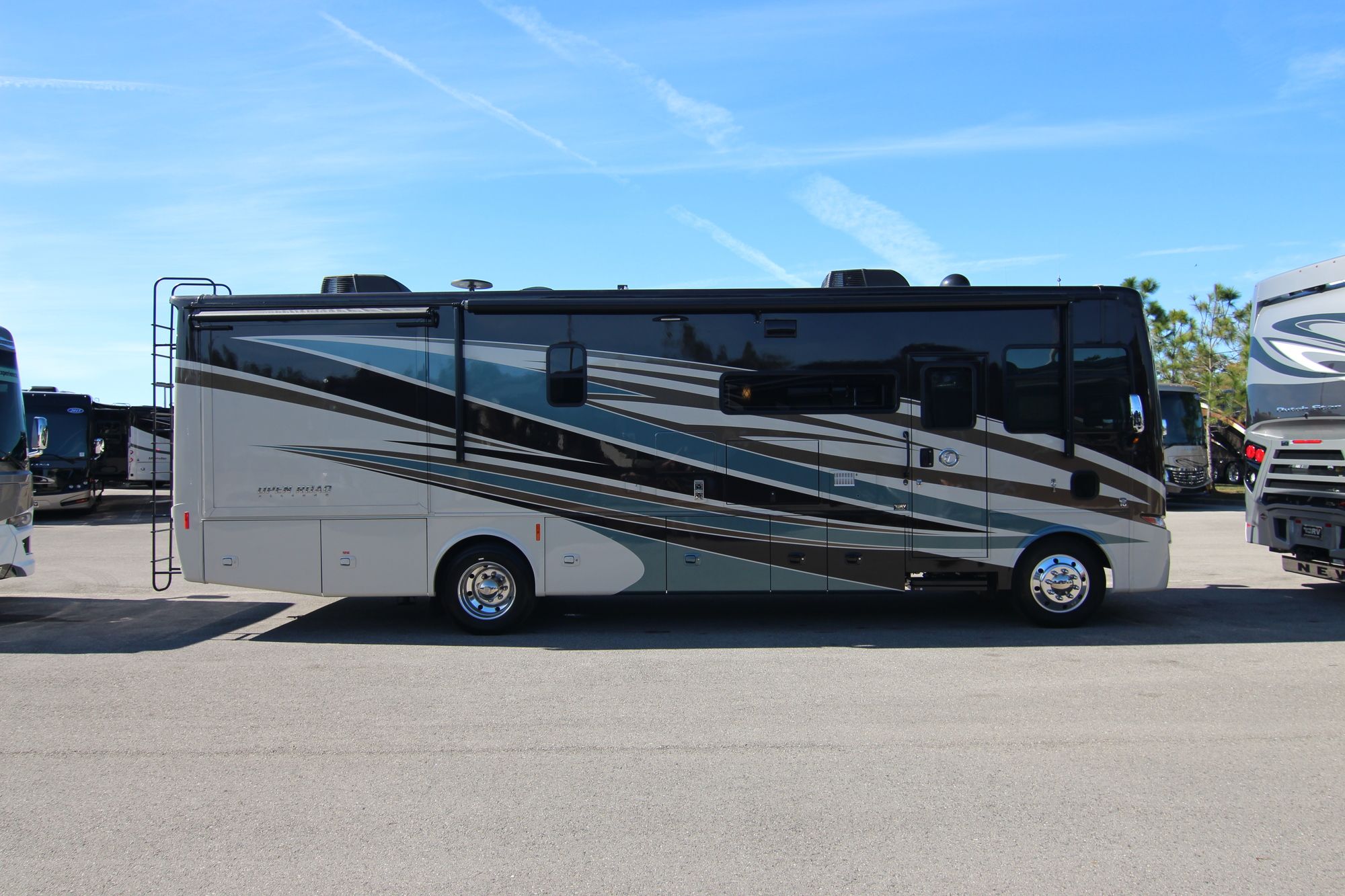 Used 2019 Tiffin Motor Homes Allegro 32SA Class A  For Sale