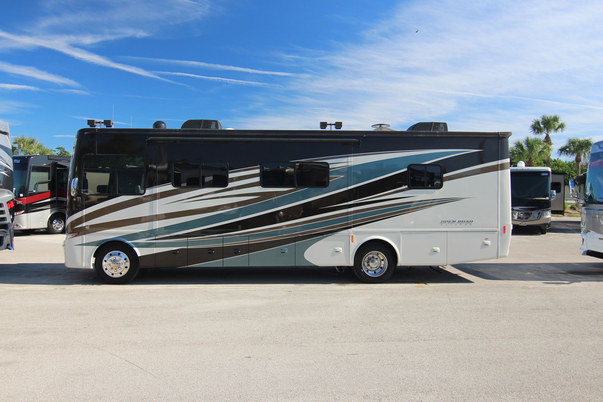 Used 2019 Tiffin Motor Homes Allegro 32SA Class A  For Sale