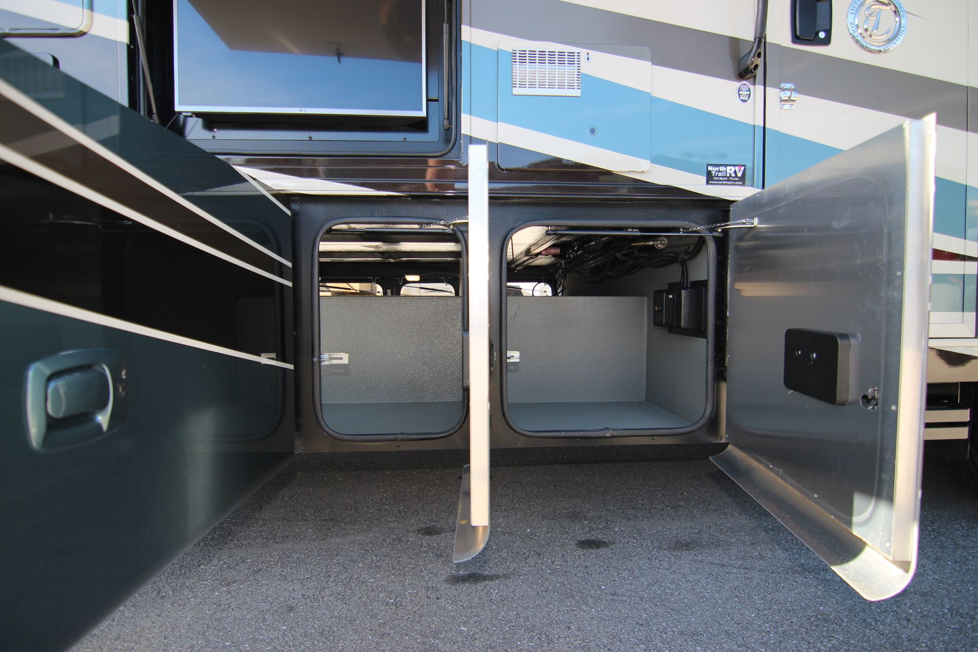 Used 2019 Tiffin Motor Homes Allegro 32SA Class A  For Sale