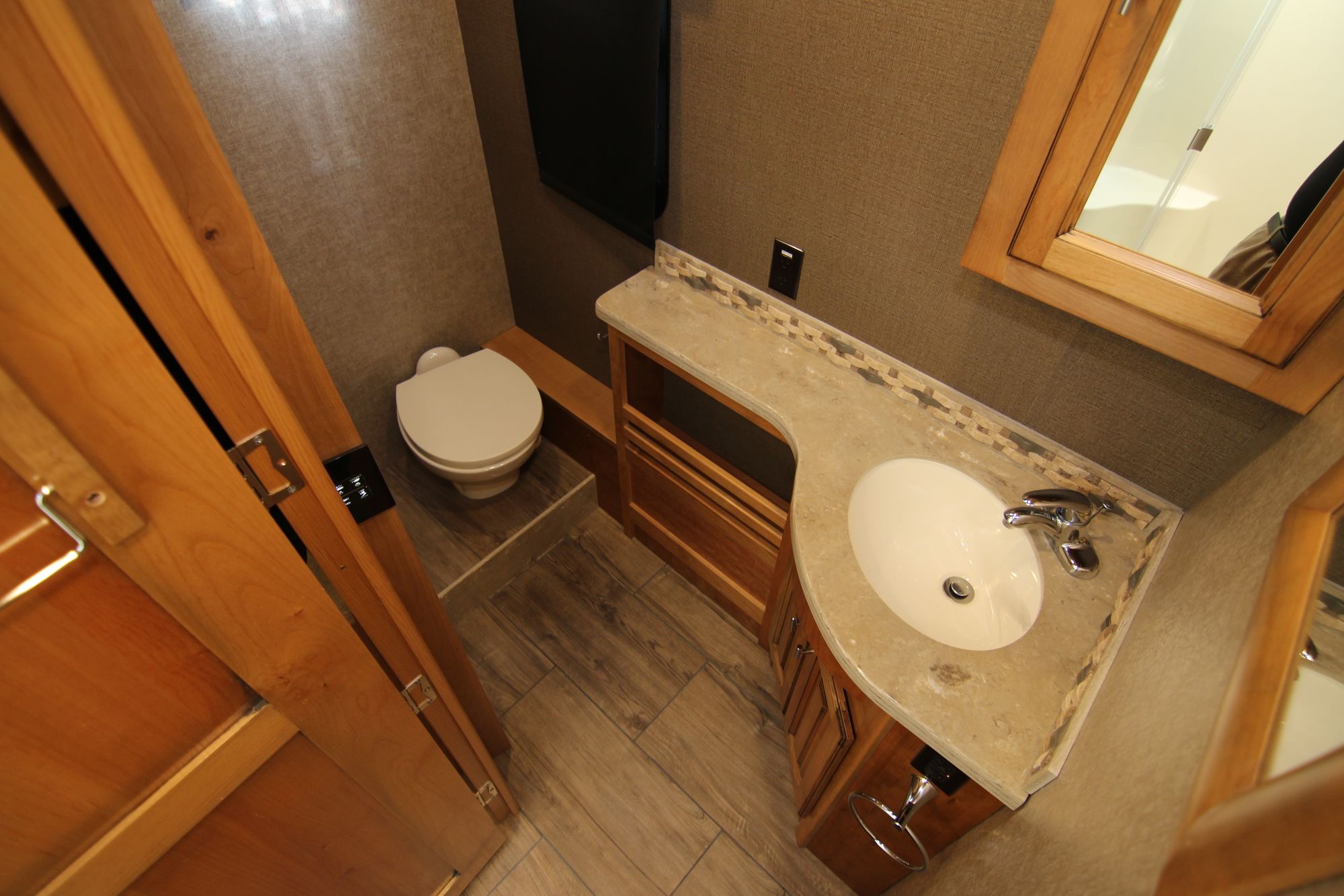 Used 2019 Tiffin Motor Homes Allegro 32SA Class A  For Sale