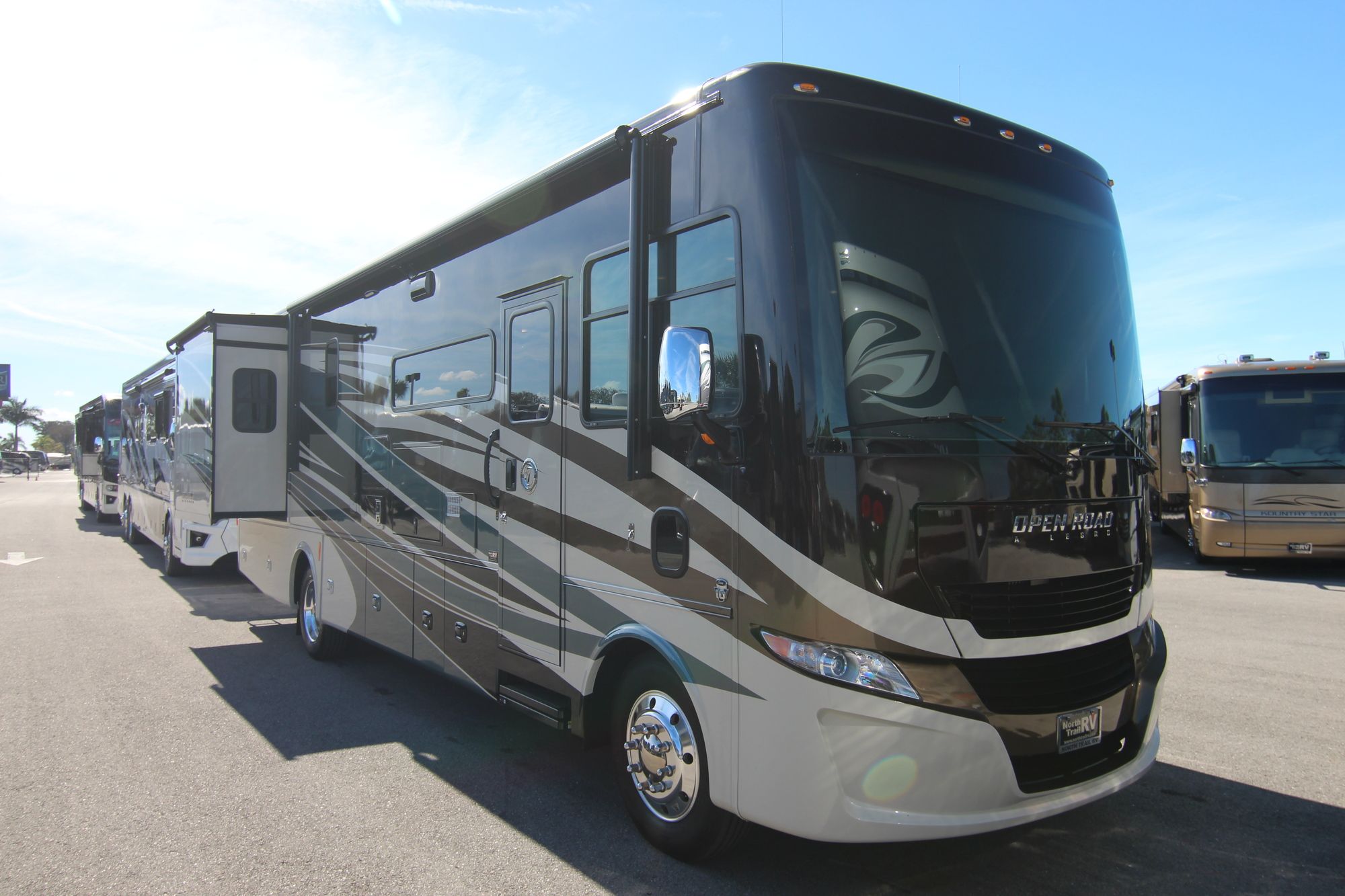 Used 2019 Tiffin Motor Homes Allegro 32SA Class A  For Sale