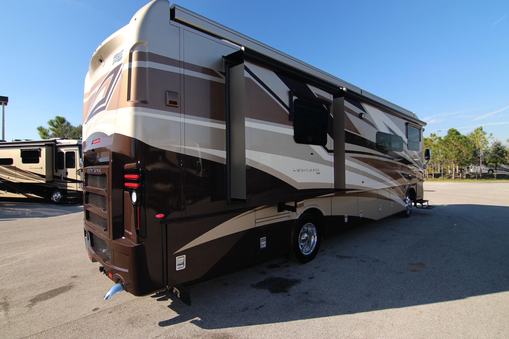 New 2020 Newmar Ventana 3717 Class A  For Sale