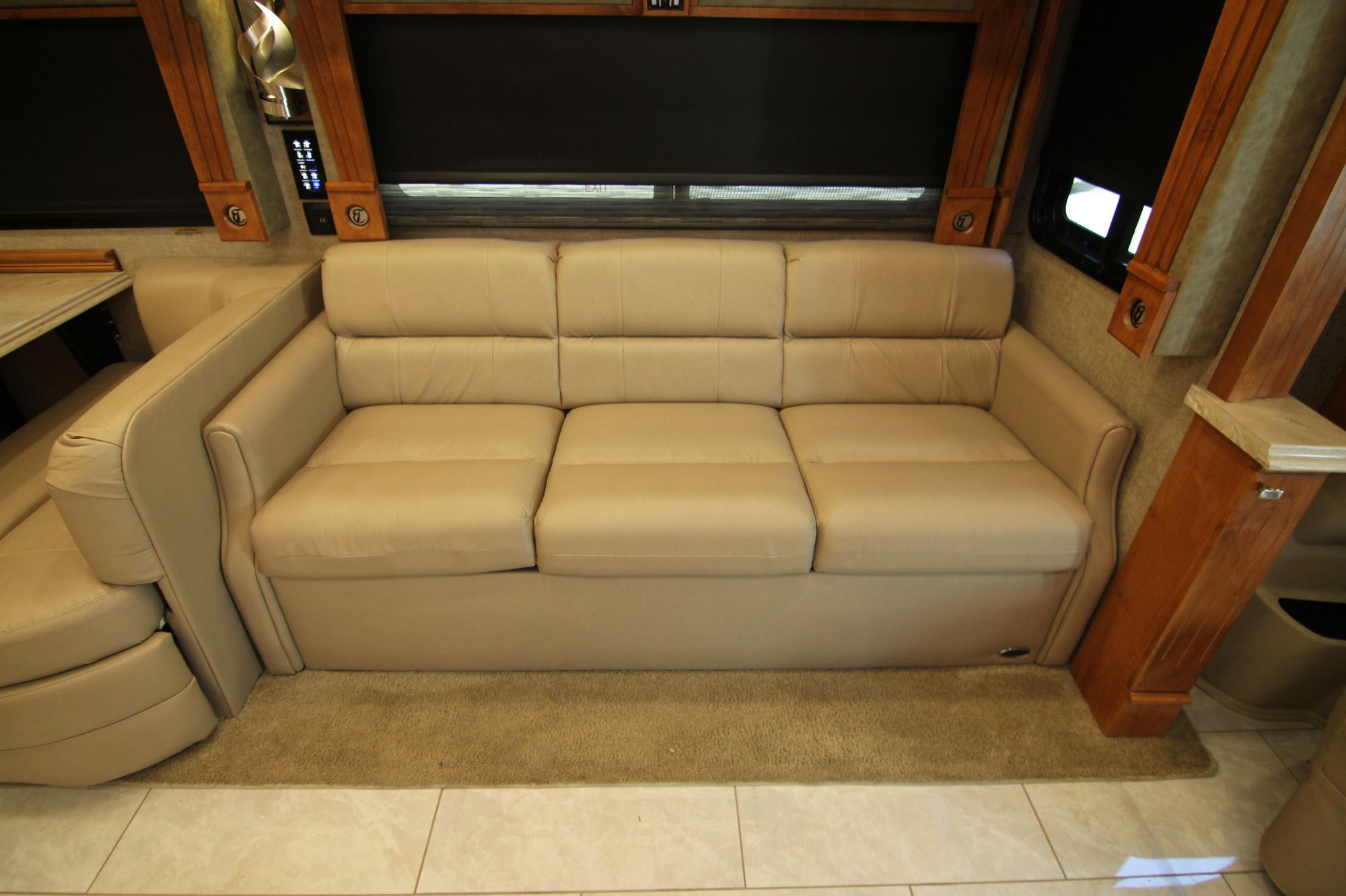 Used 2017 Tiffin Motor Homes Phaeton 40QKH Class A  For Sale