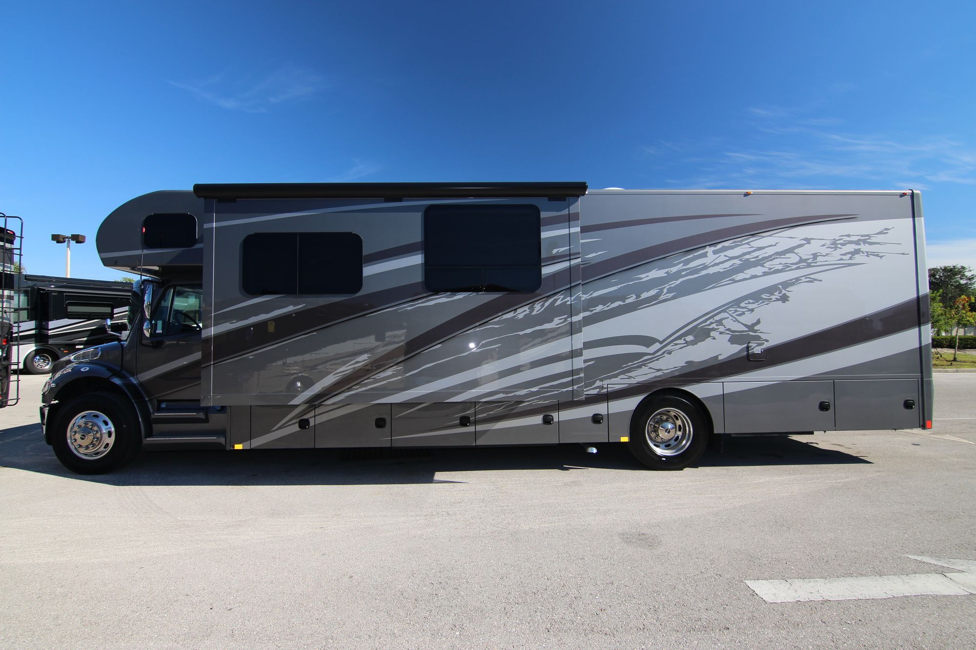 New 2020 Renegade Rv Valencia 38BB Super C  For Sale