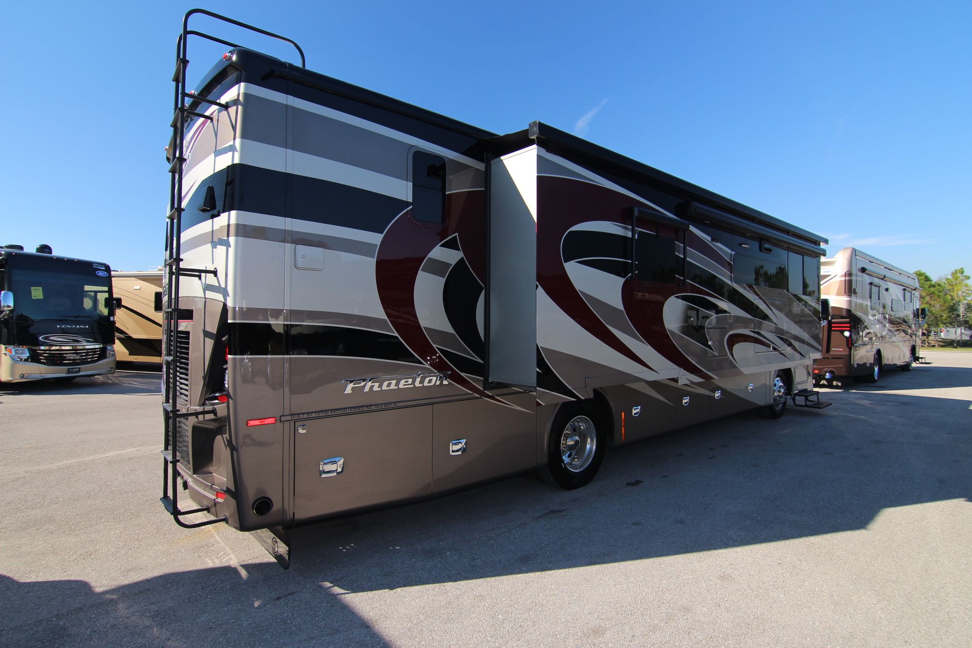 New 2020 Tiffin Motor Homes Phaeton 37BH Class A  For Sale