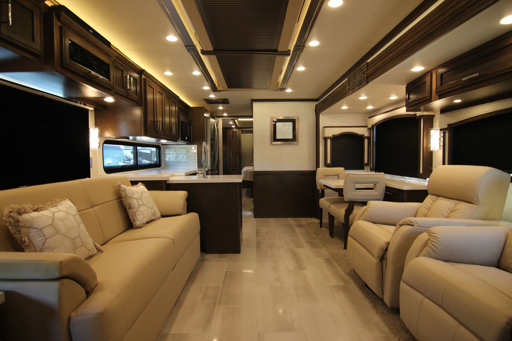 New 2020 Newmar Ventana 3717 Class A  For Sale