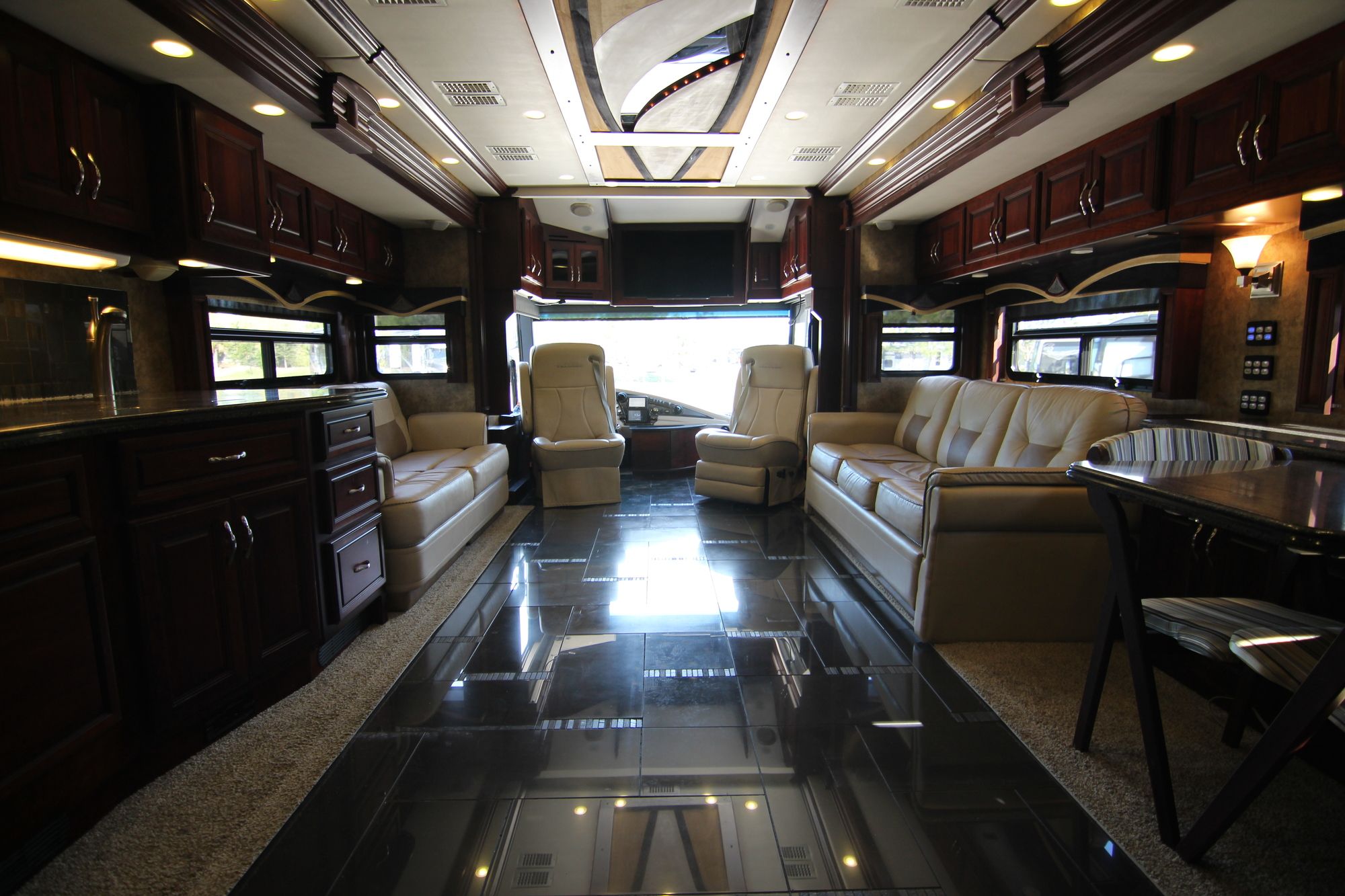 Used 2013 American Tradition 42M Class A  For Sale