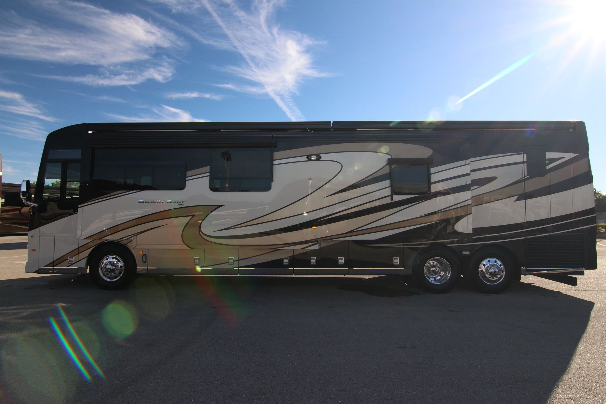 New 2020 Newmar Dutch Star 4369 Class A  For Sale
