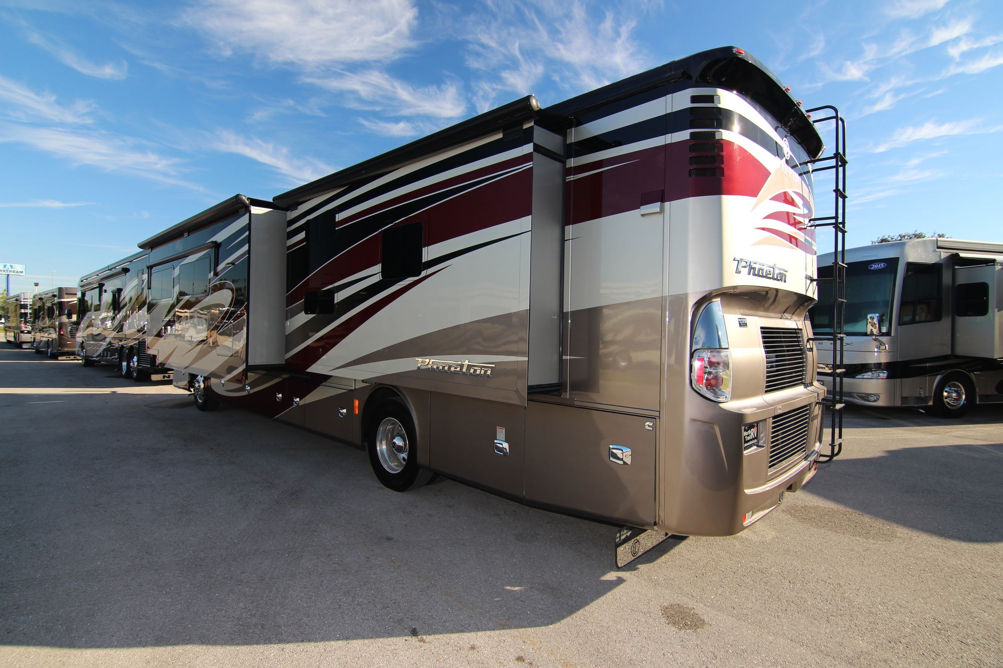 Used 2017 Tiffin Motor Homes Phaeton 40QKH Class A  For Sale