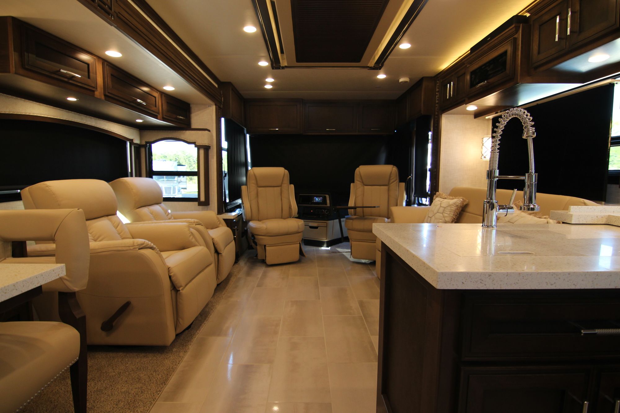 New 2020 Newmar Ventana 3717 Class A  For Sale