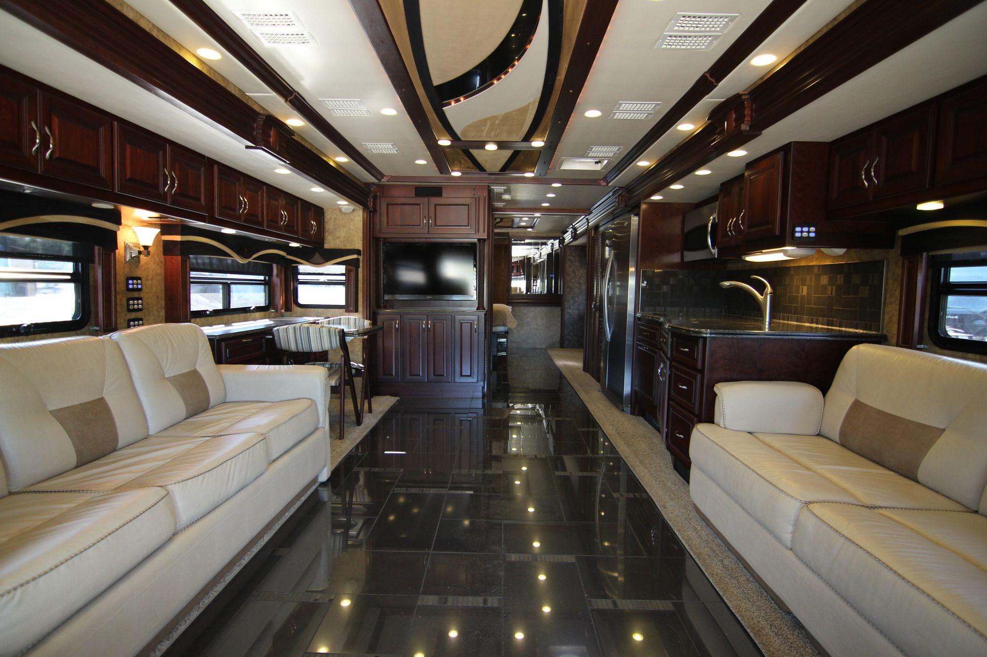 Used 2013 American Tradition 42M Class A  For Sale