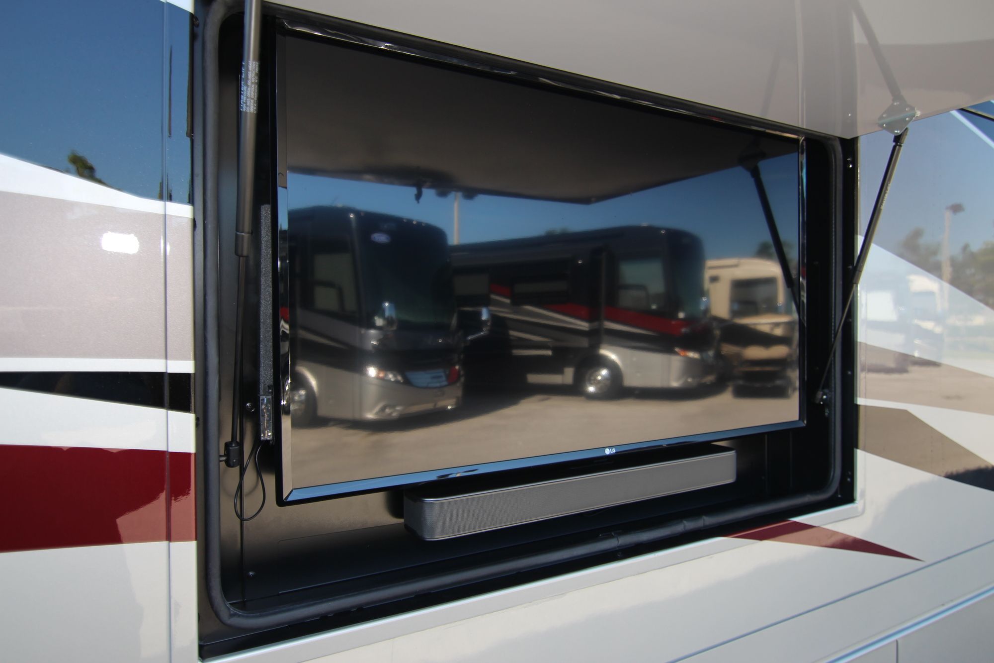 New 2020 Tiffin Motor Homes Phaeton 37BH Class A  For Sale