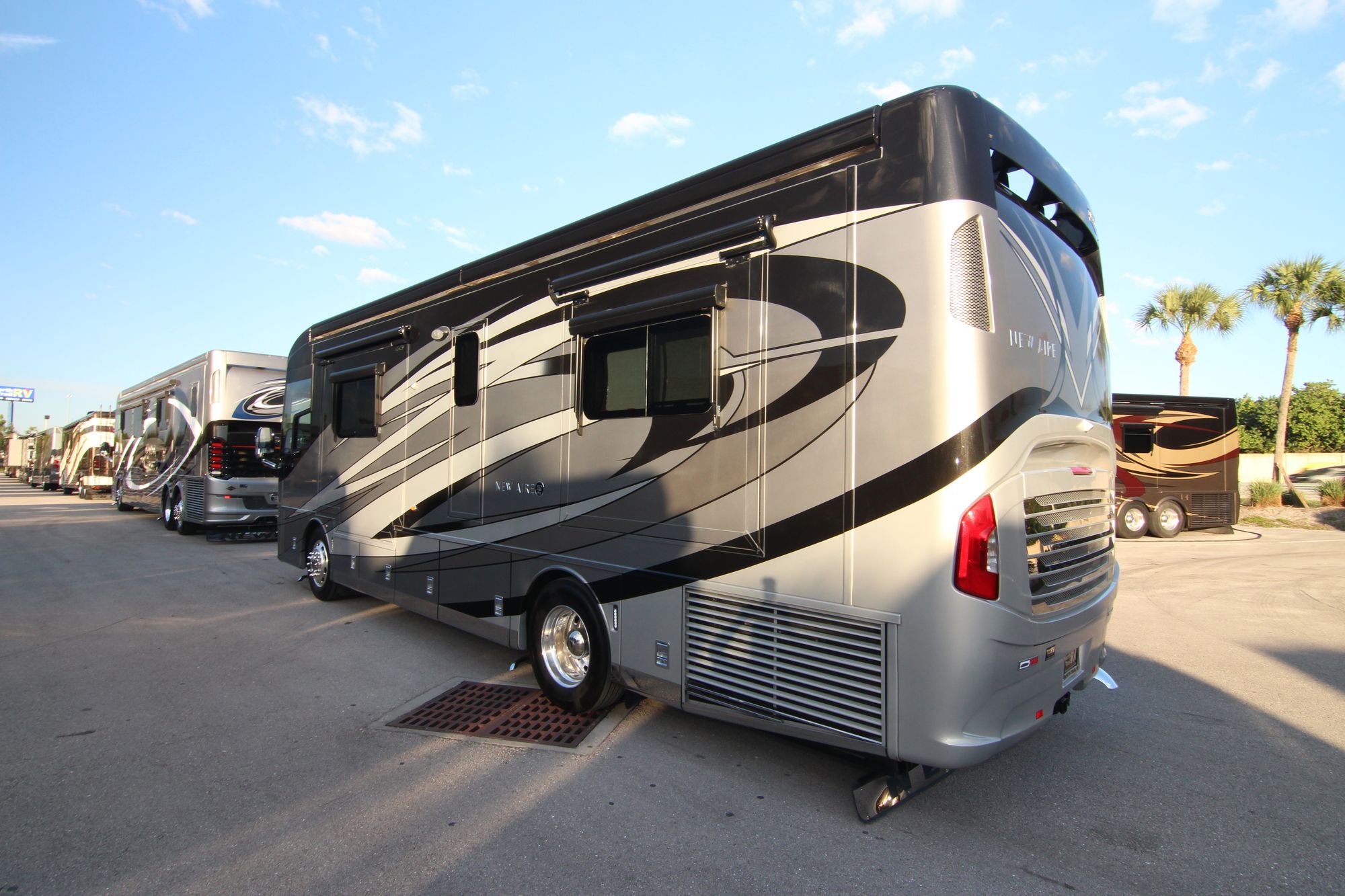 Used 2018 Newmar New Aire 3343 Class A  For Sale