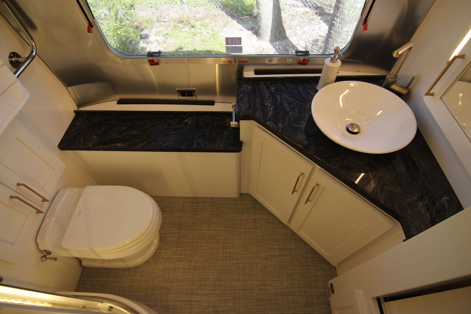 New 2020 Airstream Classic 33FB Travel Trailer  For Sale