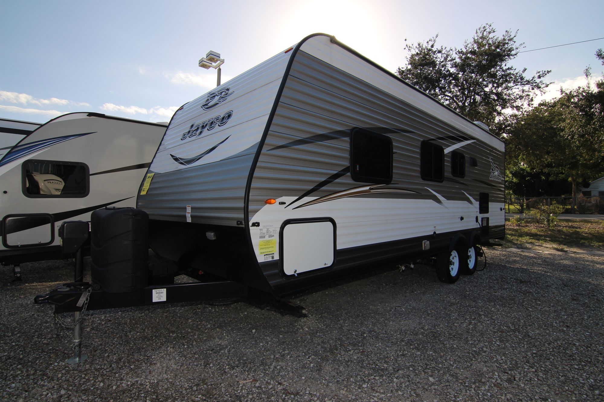 Used 2017 Jayco Jay Flight 23RB Travel Trailer  For Sale