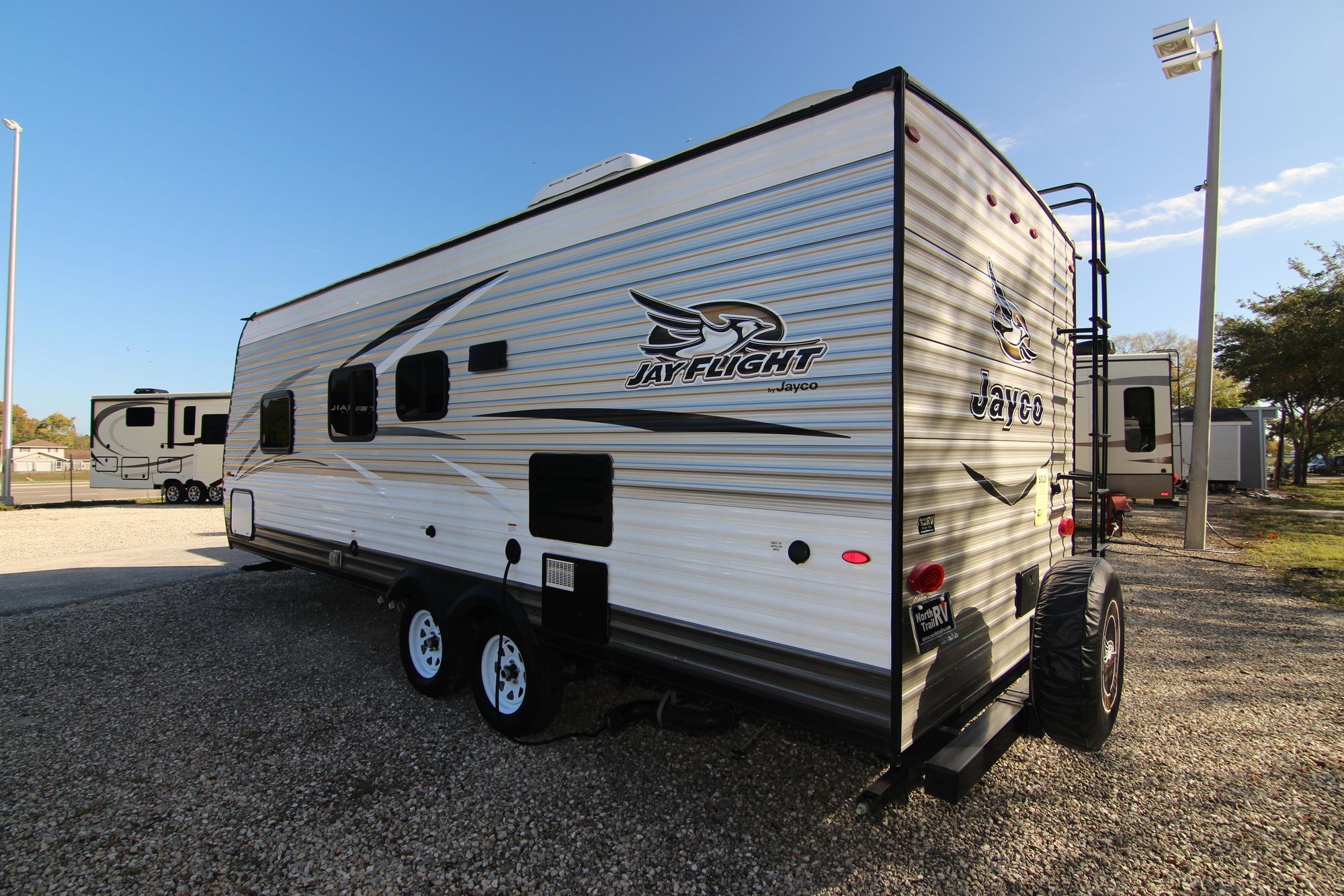 Used 2017 Jayco Jay Flight 23RB Travel Trailer  For Sale