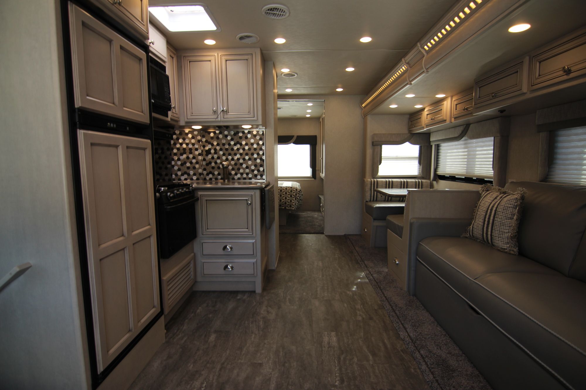 New 2020 Newmar Bay Star Sport 2702 Class A  For Sale