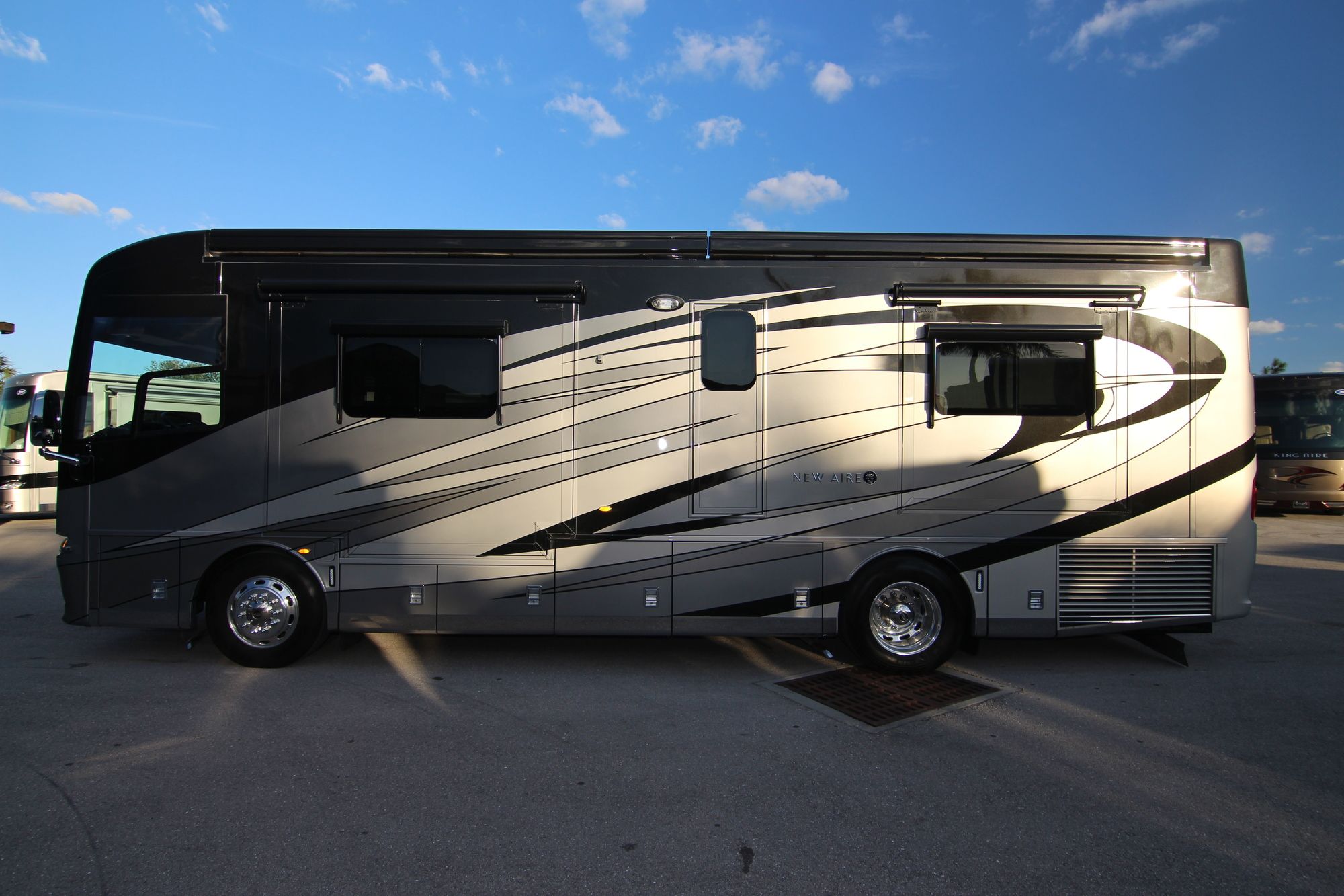 Used 2018 Newmar New Aire 3343 Class A  For Sale