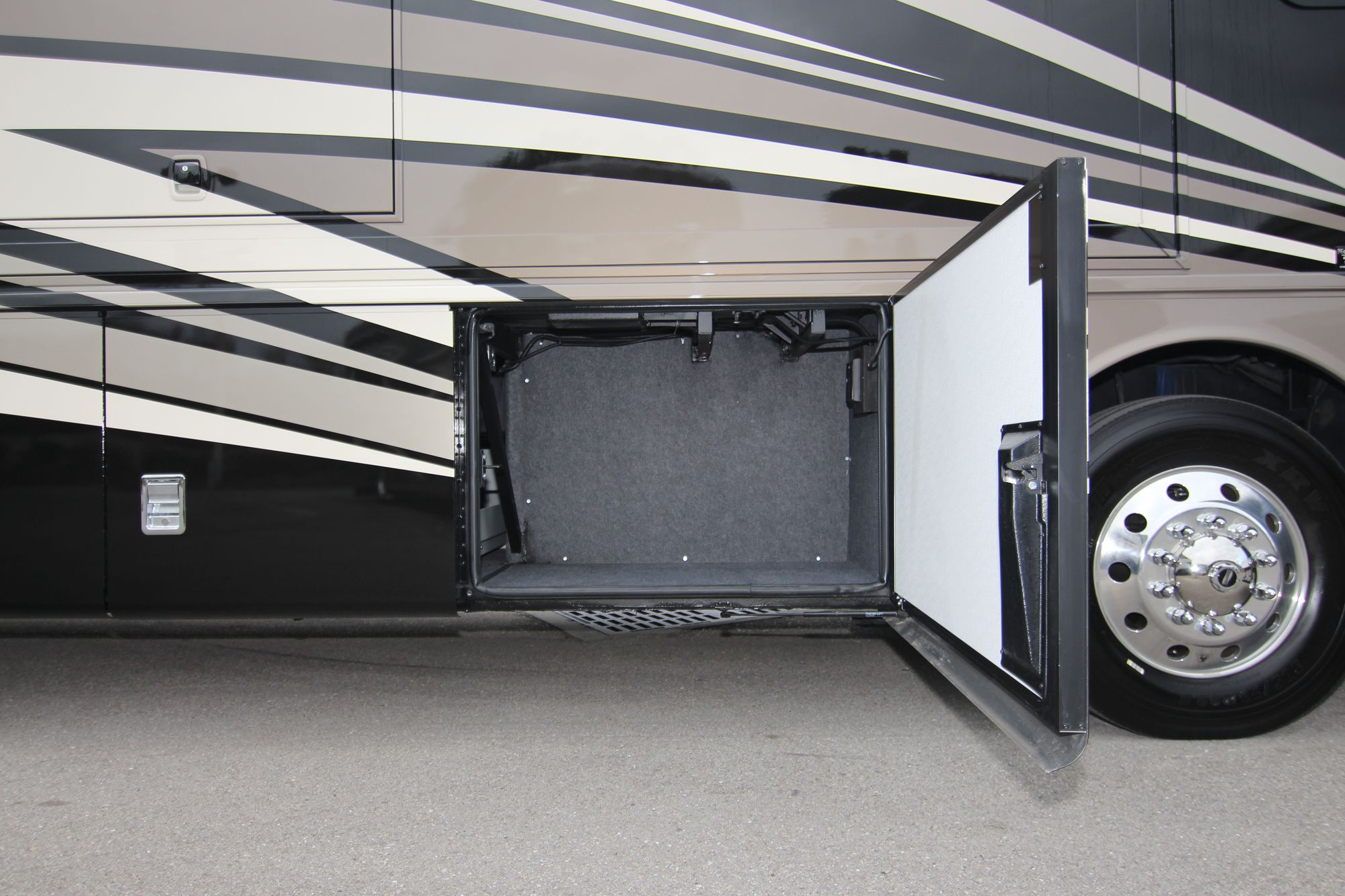 New 2020 Newmar Ventana 4037 Class A  For Sale
