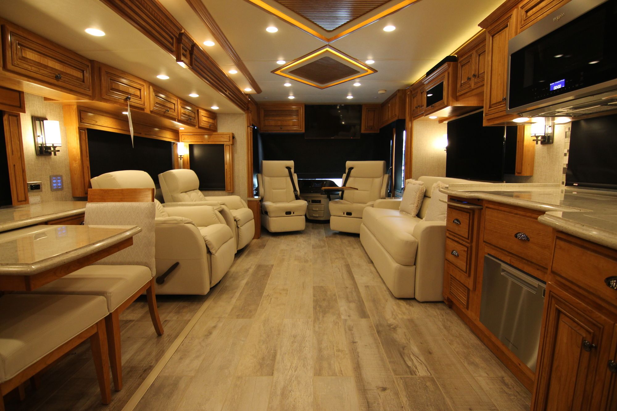 New 2020 Newmar Dutch Star 4369 Class A  For Sale