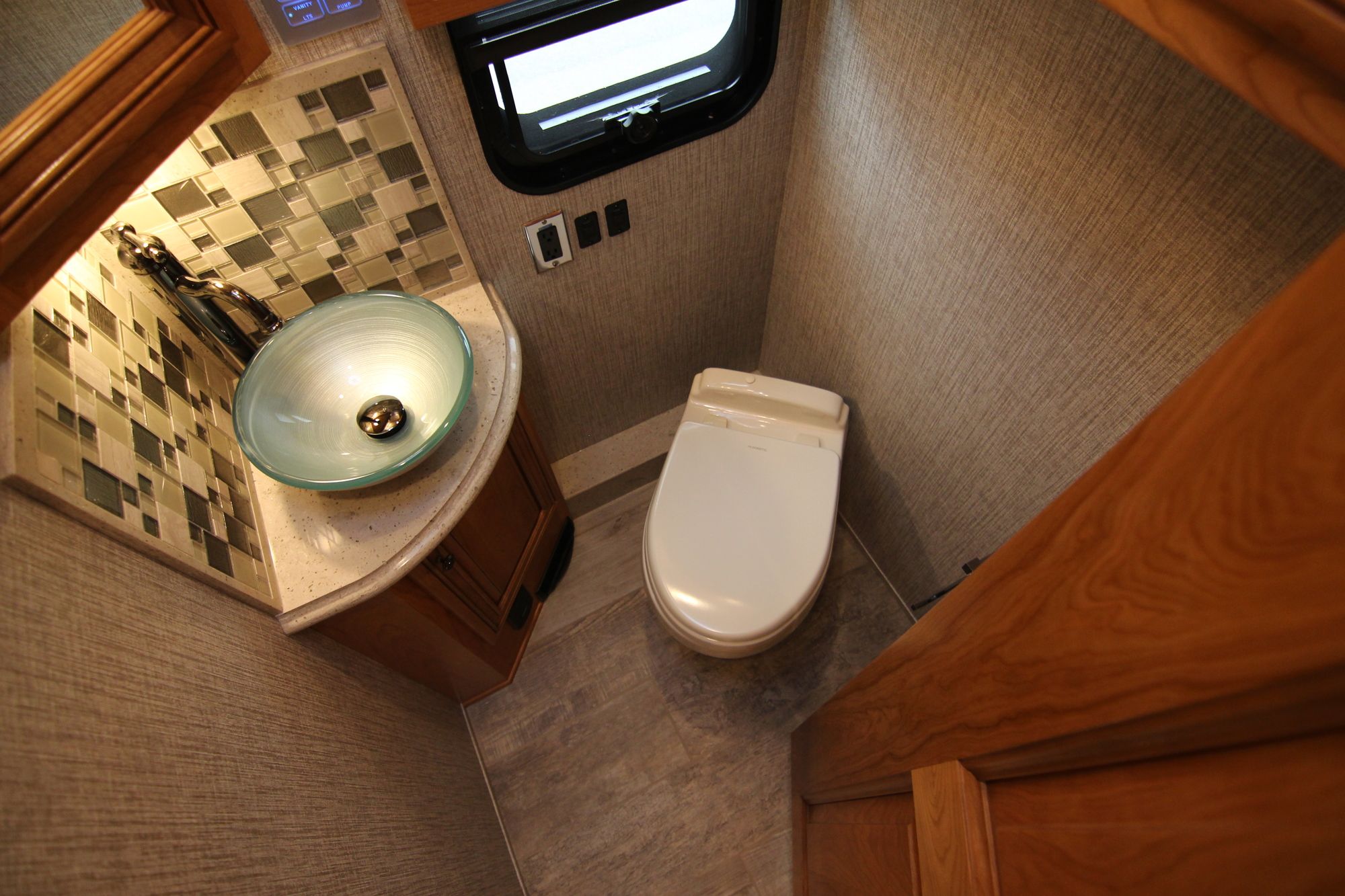 New 2020 Newmar Dutch Star 4369 Class A  For Sale