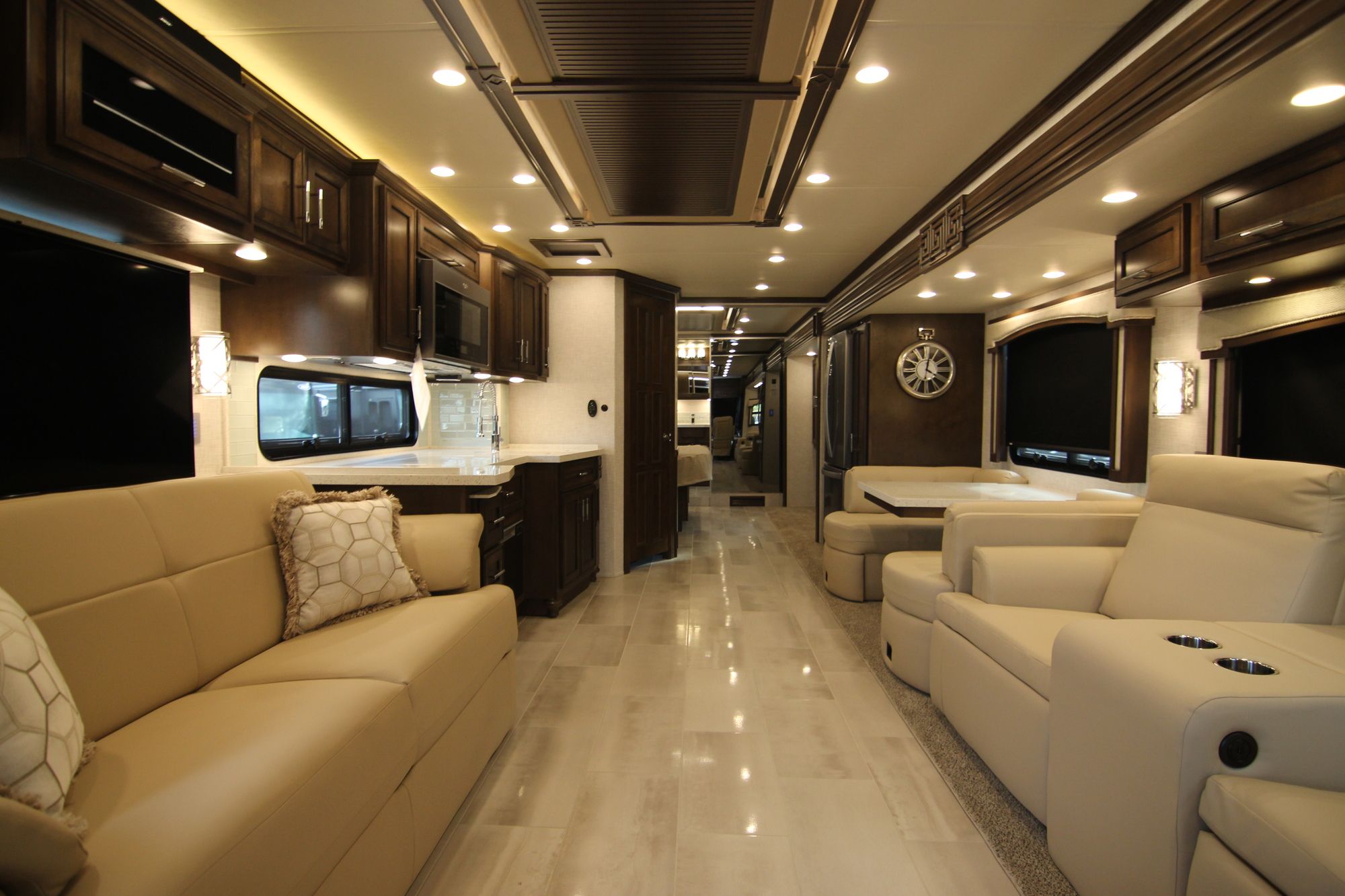 New 2020 Newmar Ventana 4037 Class A  For Sale