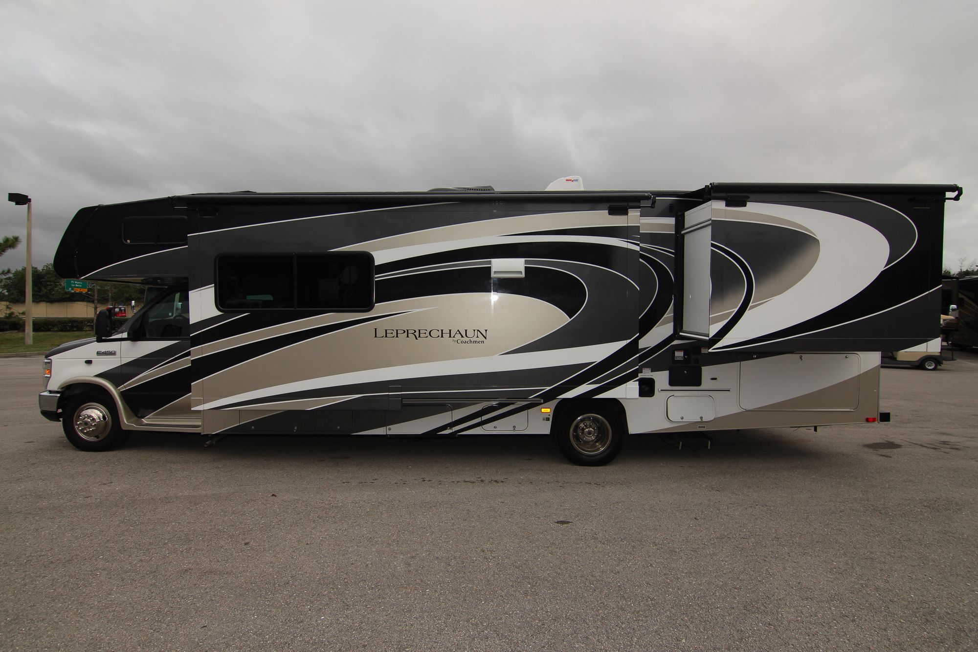 Used 2018 Coachmen Leprechaun 31FS Class C  For Sale