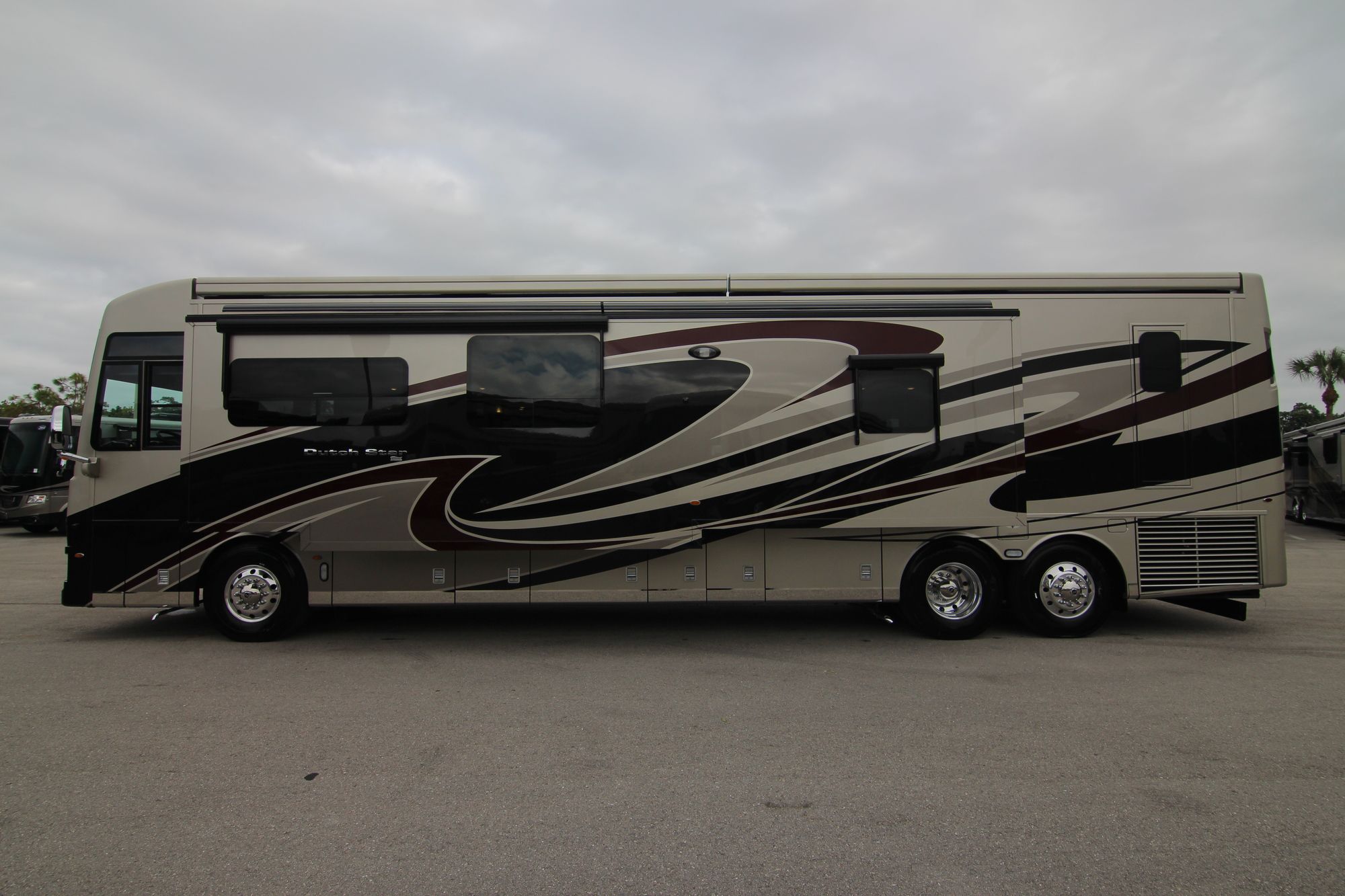 New 2020 Newmar Dutch Star 4369 Class A  For Sale