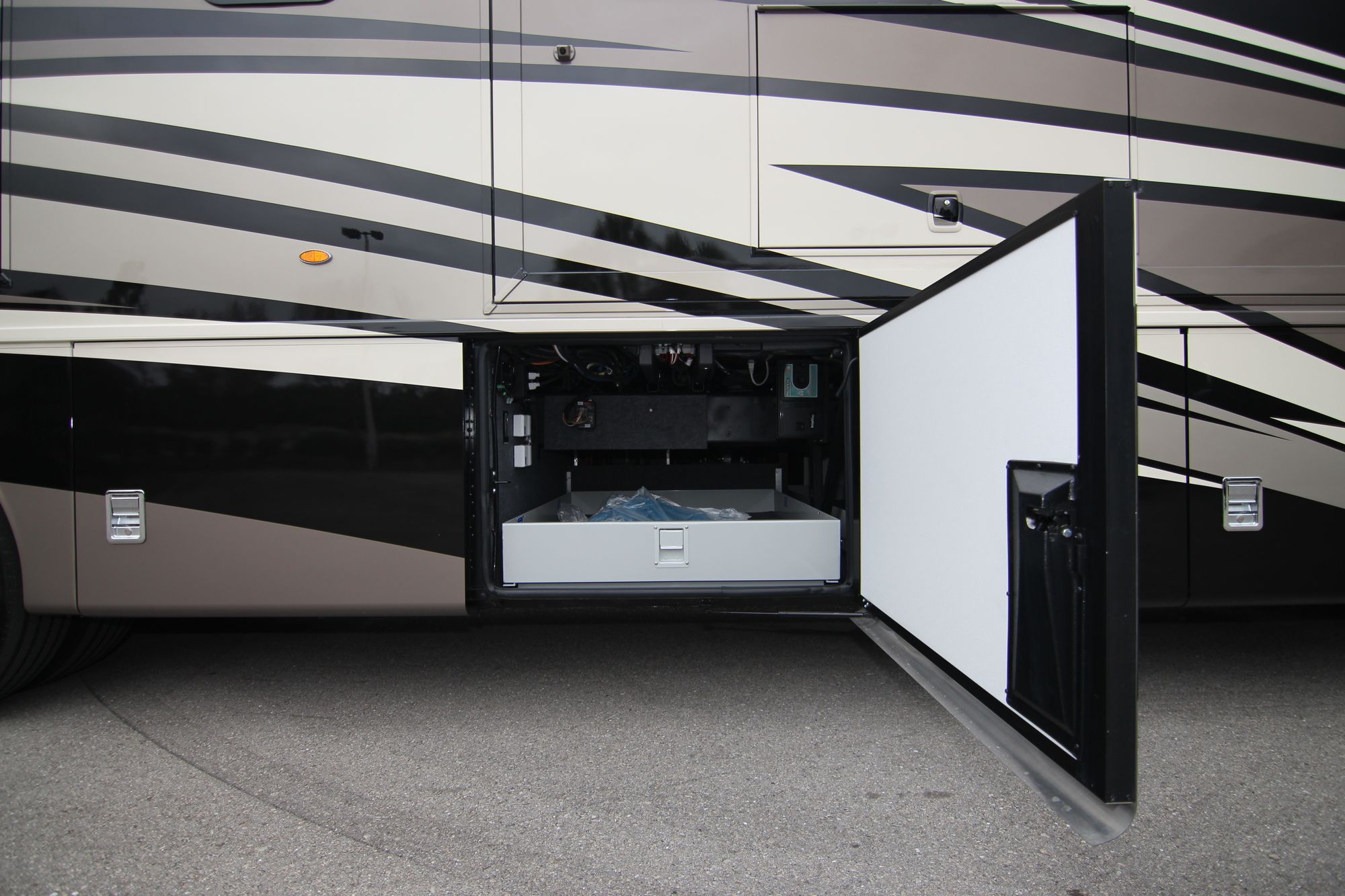 New 2020 Newmar Ventana 4037 Class A  For Sale