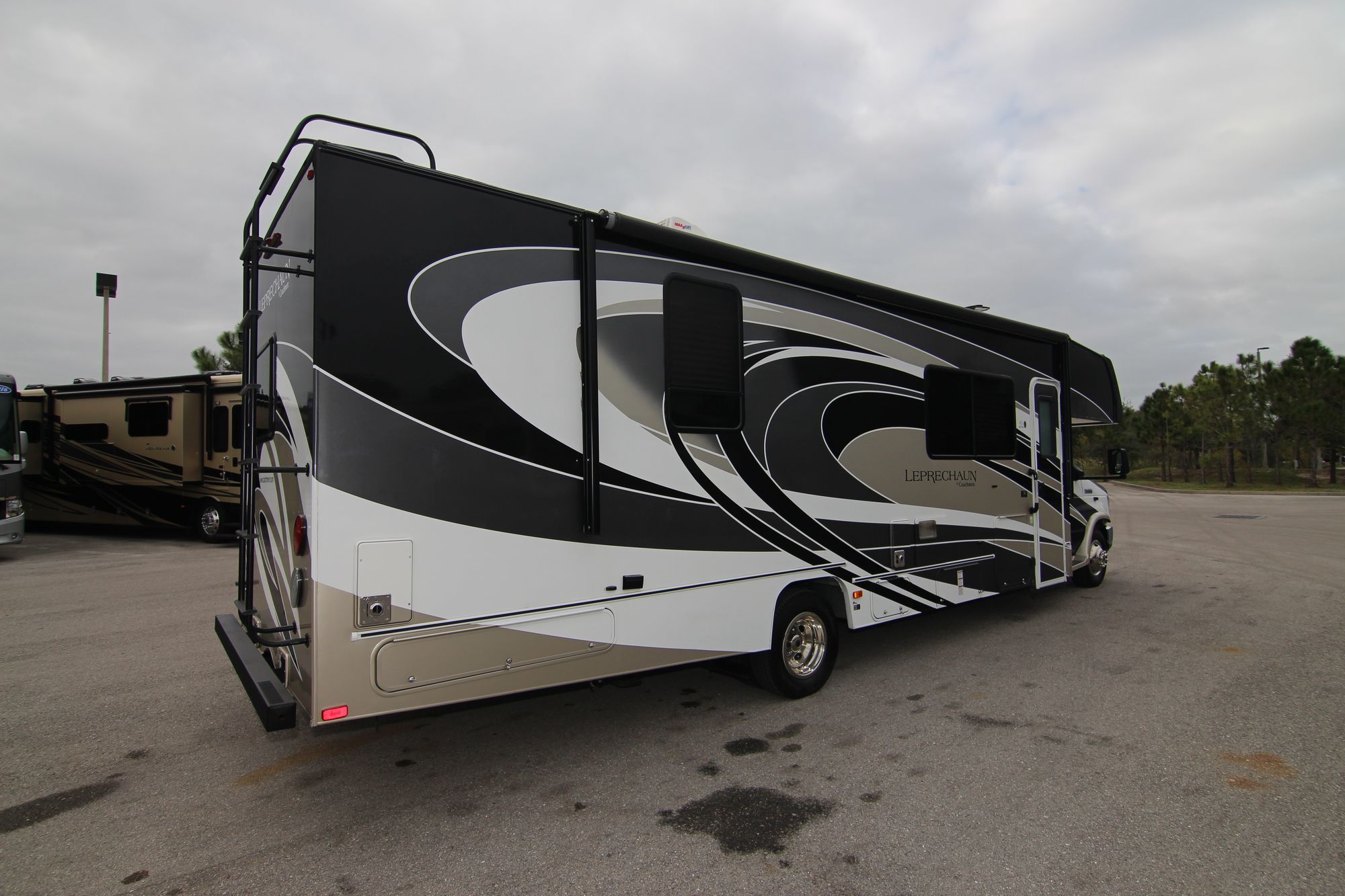 Used 2018 Coachmen Leprechaun 31FS Class C  For Sale