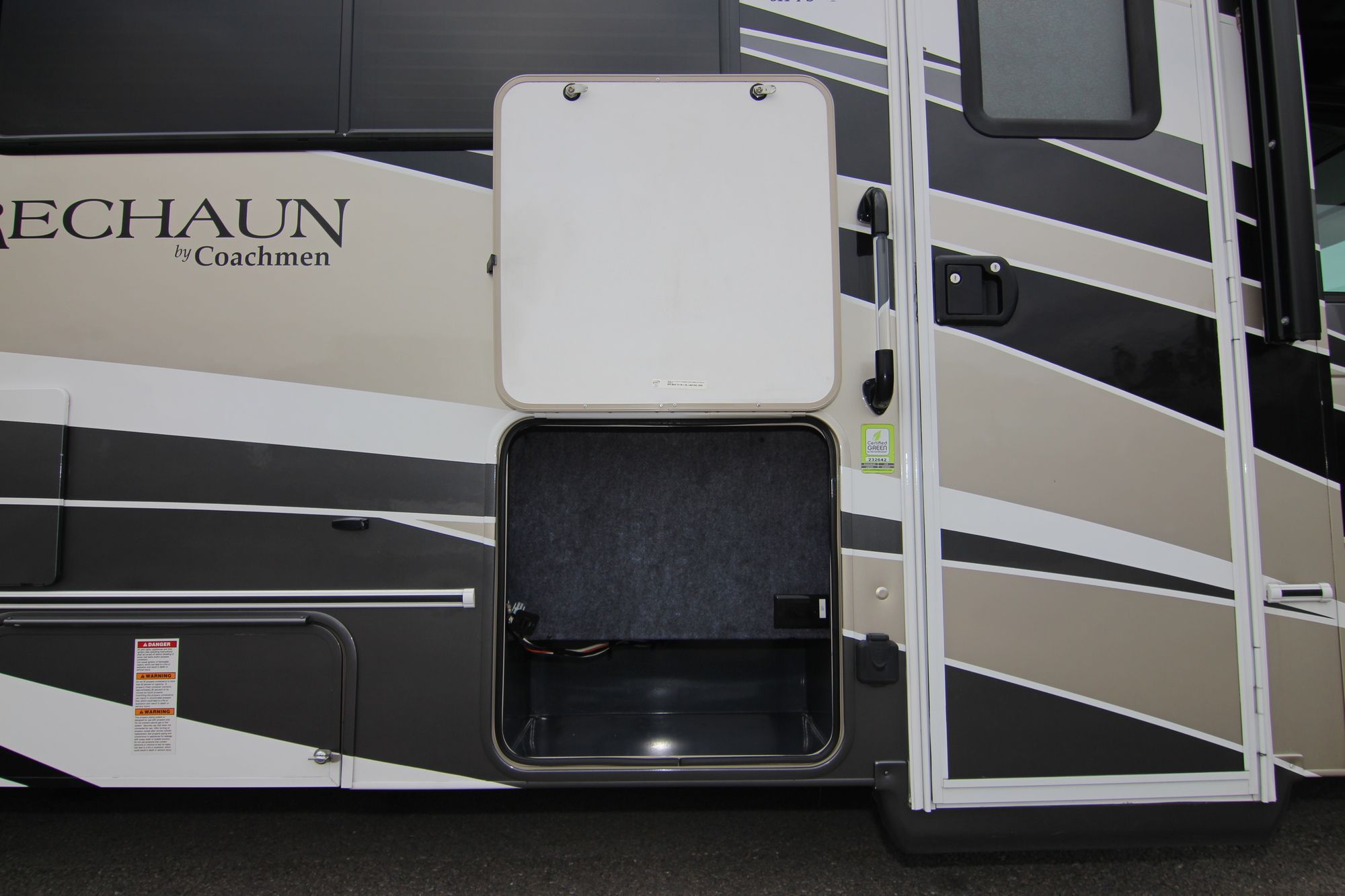 Used 2018 Coachmen Leprechaun 31FS Class C  For Sale