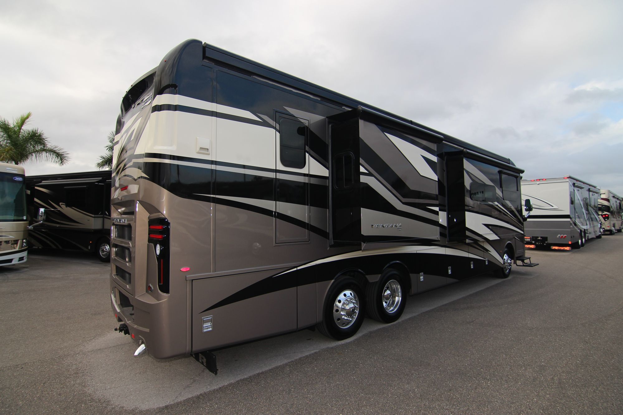New 2020 Newmar Ventana 4037 Class A  For Sale