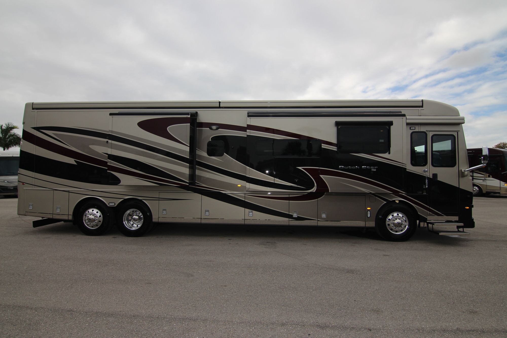 New 2020 Newmar Dutch Star 4369 Class A  For Sale