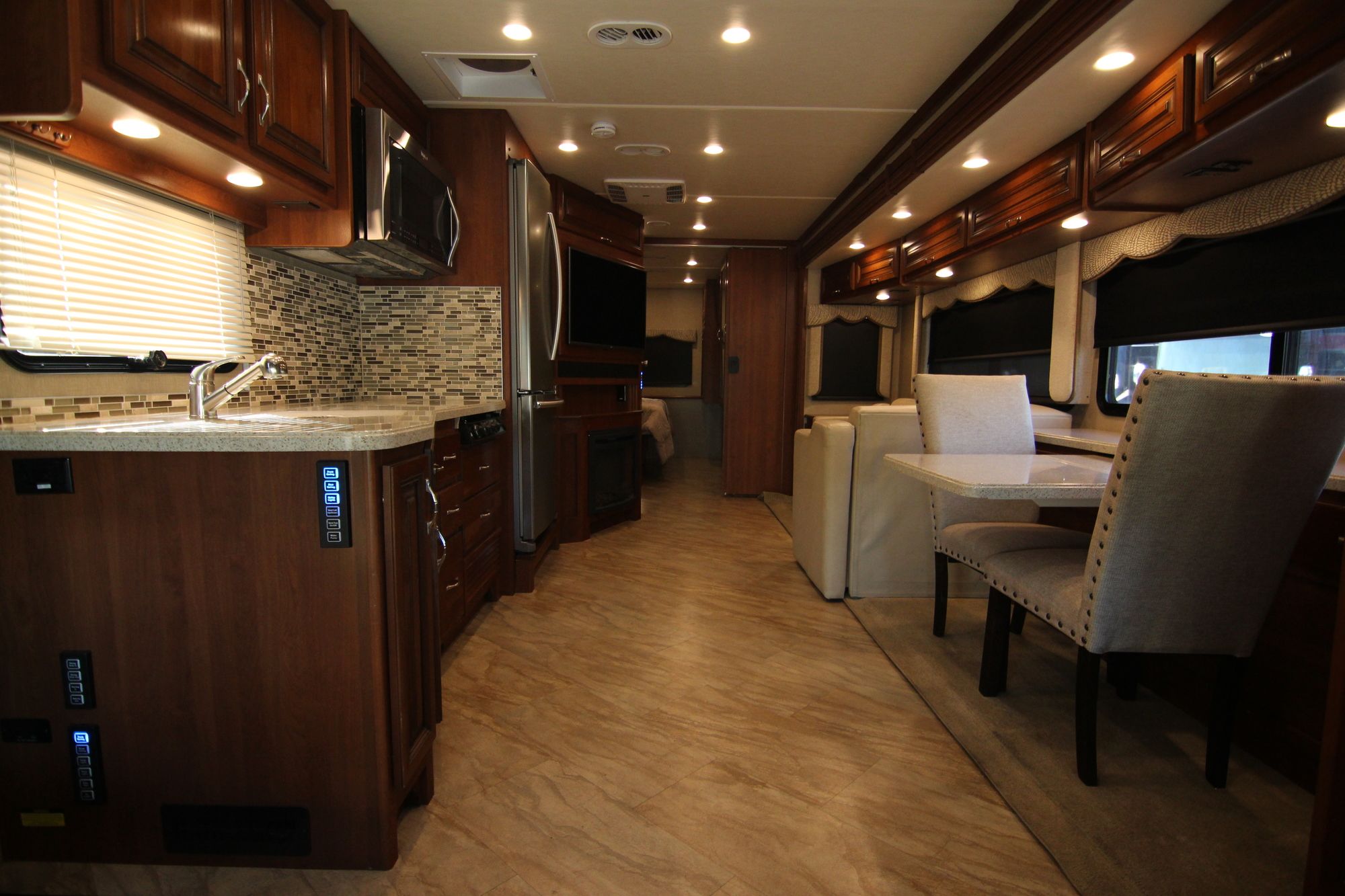 Used 2016 Holiday Rambler Vacationer 35DK Class A  For Sale