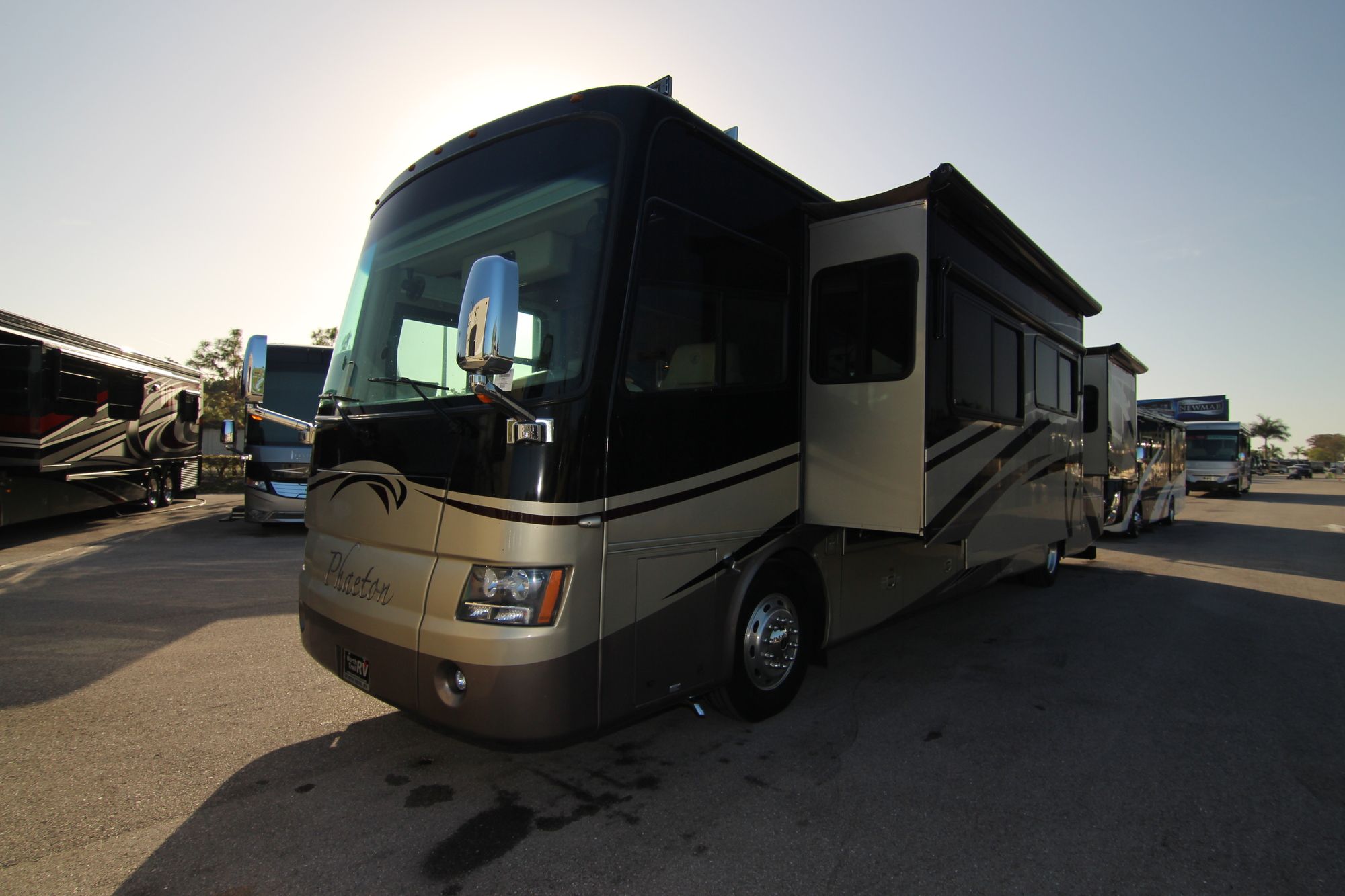 Used 2008 Tiffin Motor Homes Phaeton 40QSH Class A  For Sale