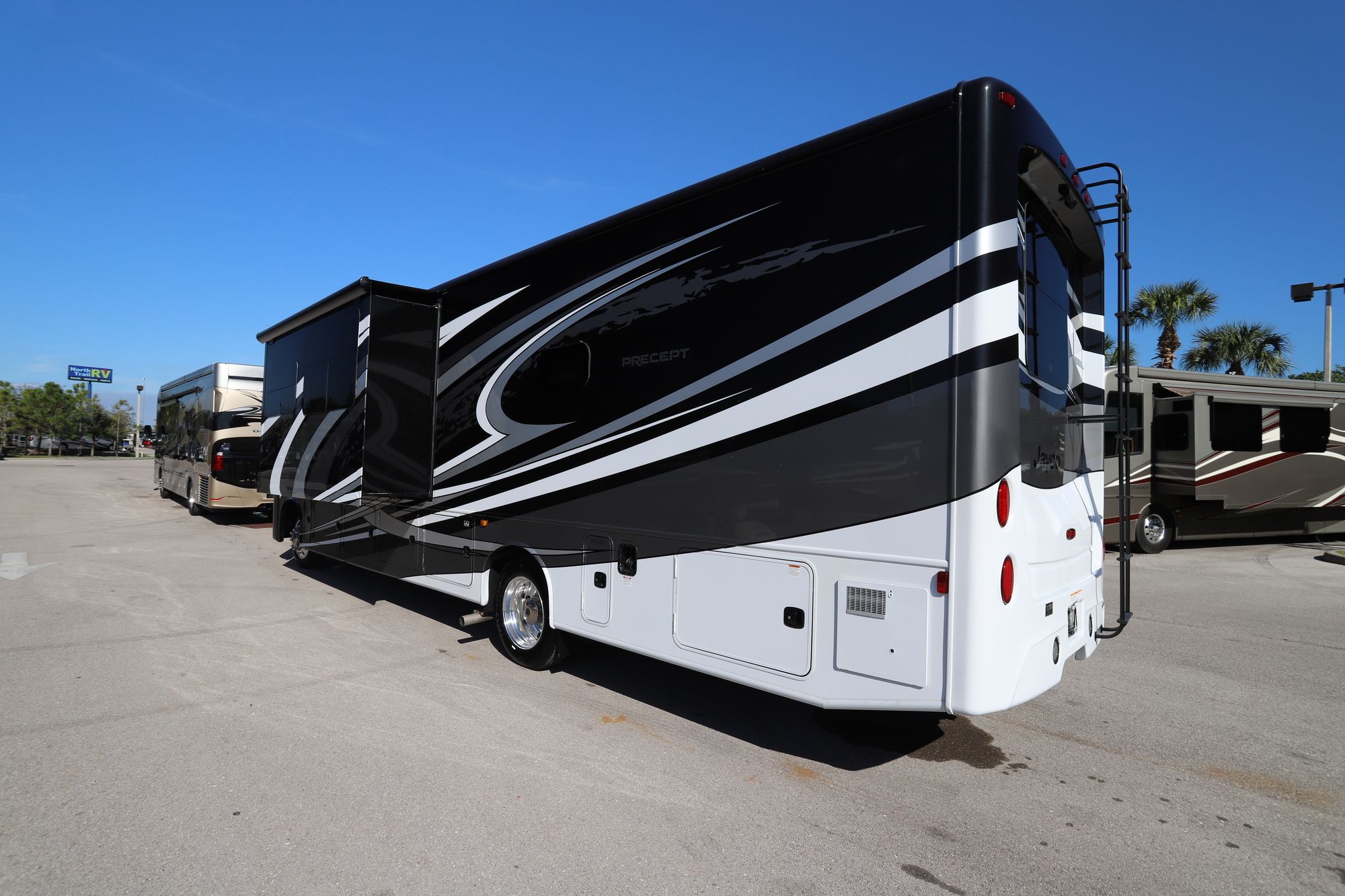 New 2020 Jayco Precept 34G Class A  For Sale