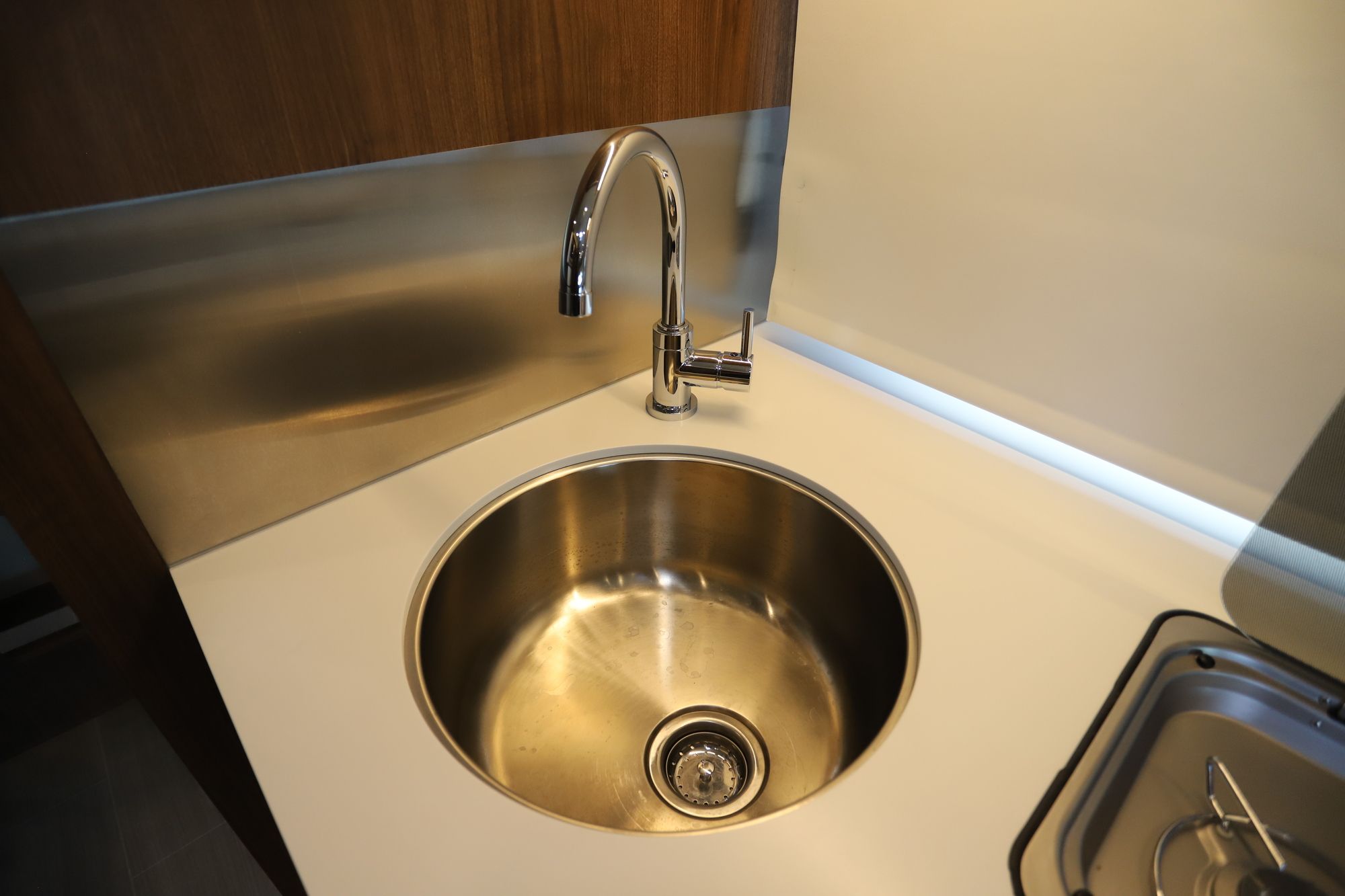 Used 2018 Leisure Van Wonder 24MB Class C  For Sale