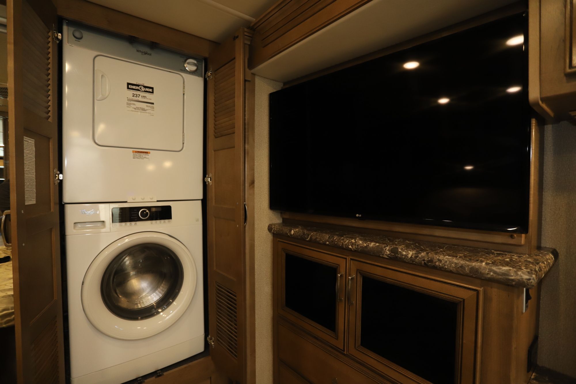 Used 2019 Holiday Rambler Navigator 38F Class A  For Sale