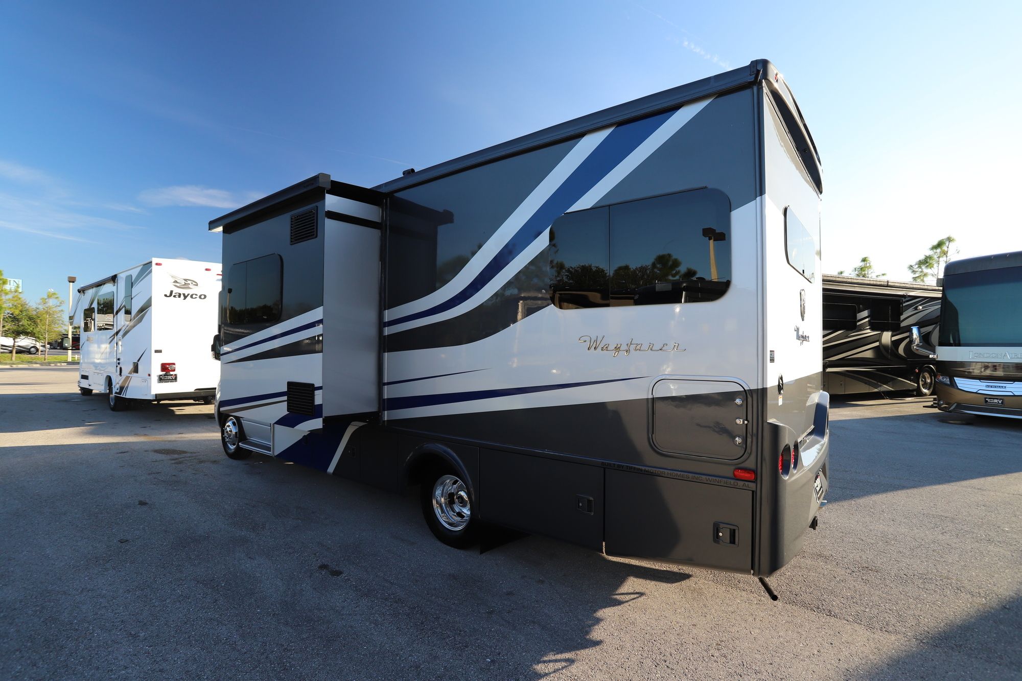 New 2020 Tiffin Motor Homes Wayfarer 24TW Class C  For Sale