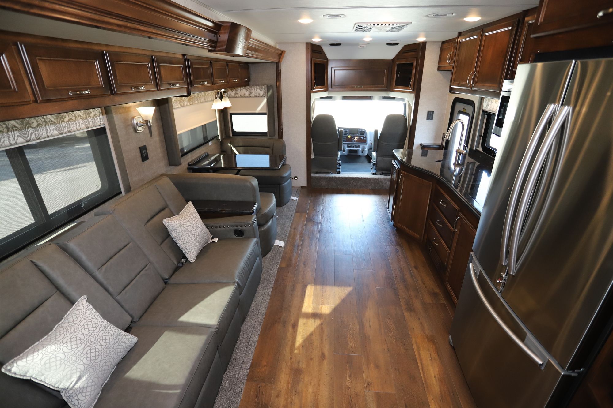 New 2020 Renegade Rv Verona 40VRB Super C  For Sale