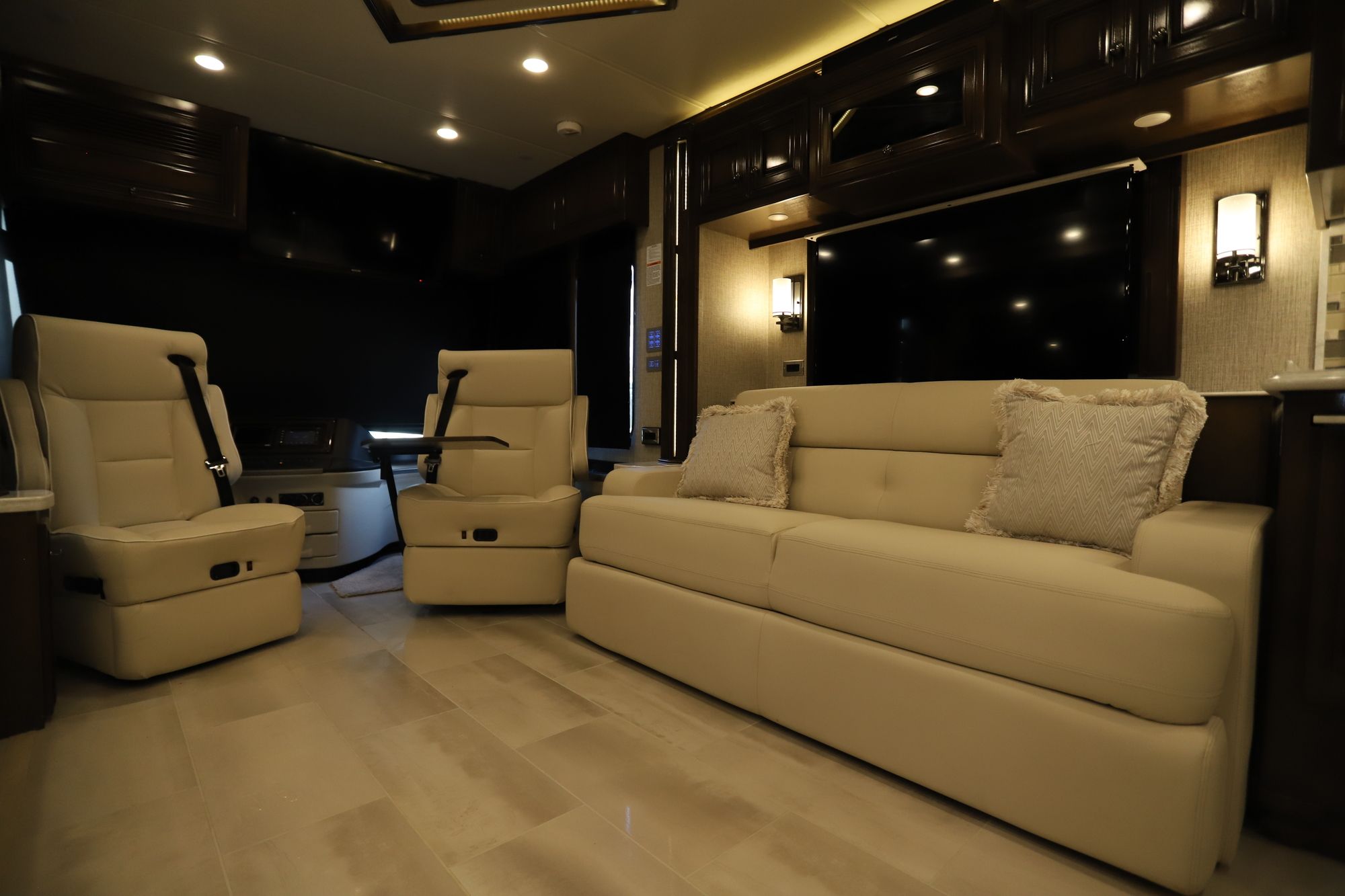 New 2020 Newmar Dutch Star 4369 Class A  For Sale