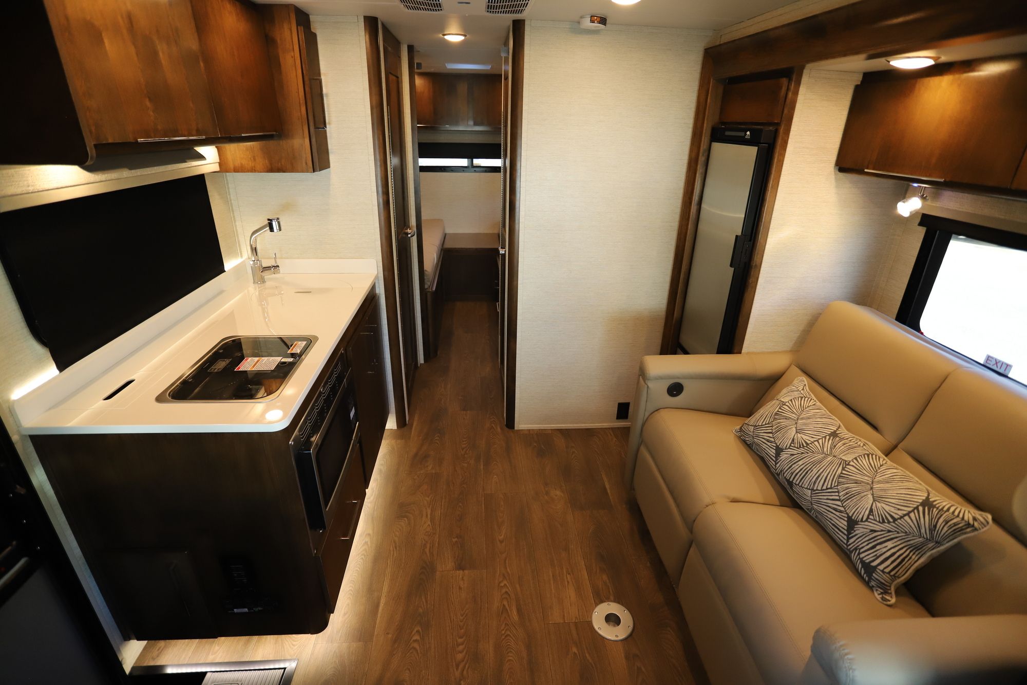 New 2020 Tiffin Motor Homes Wayfarer 24TW Class C  For Sale