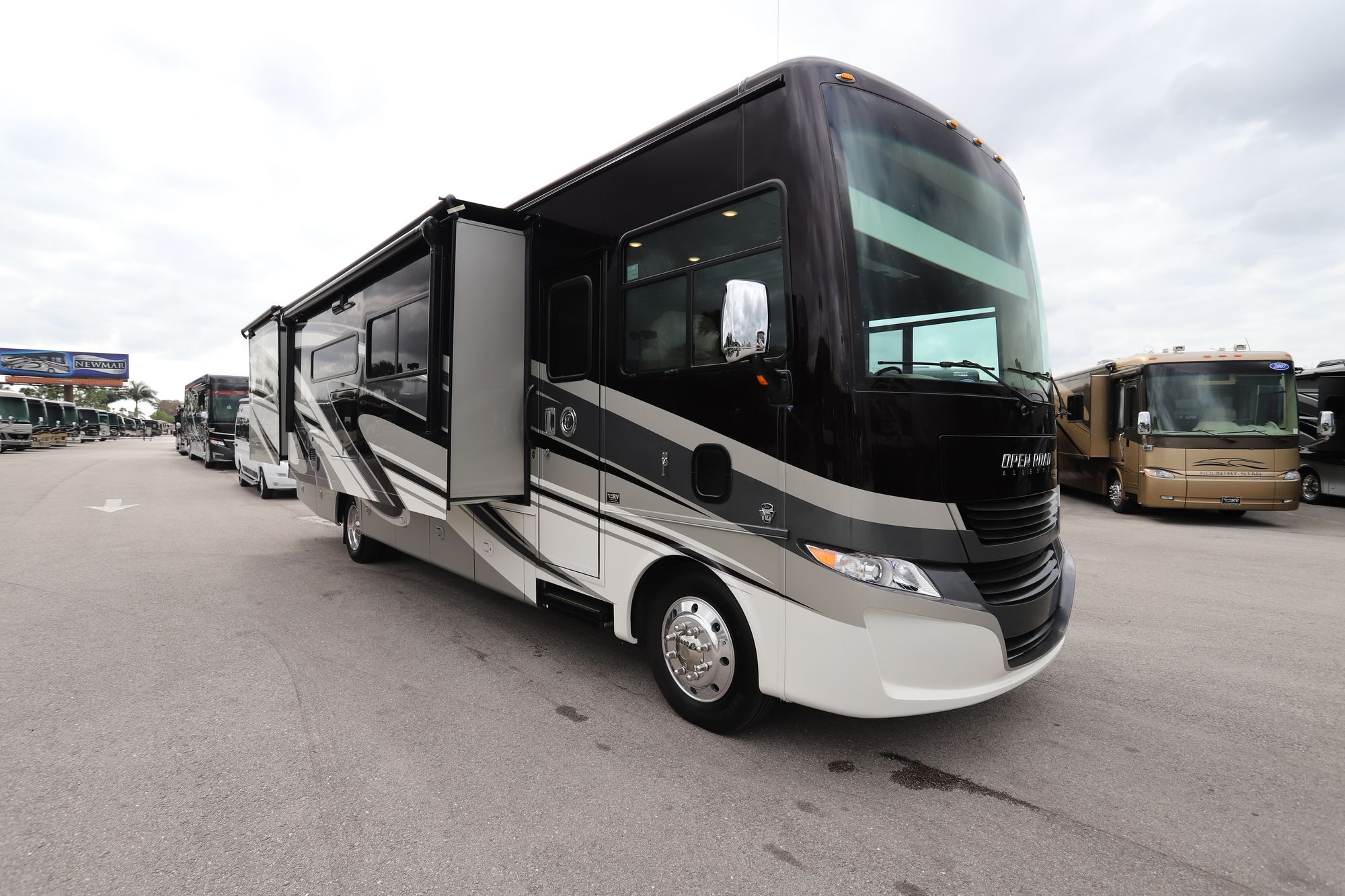 New 2020 Tiffin Motor Homes Allegro 34PA Class A  For Sale