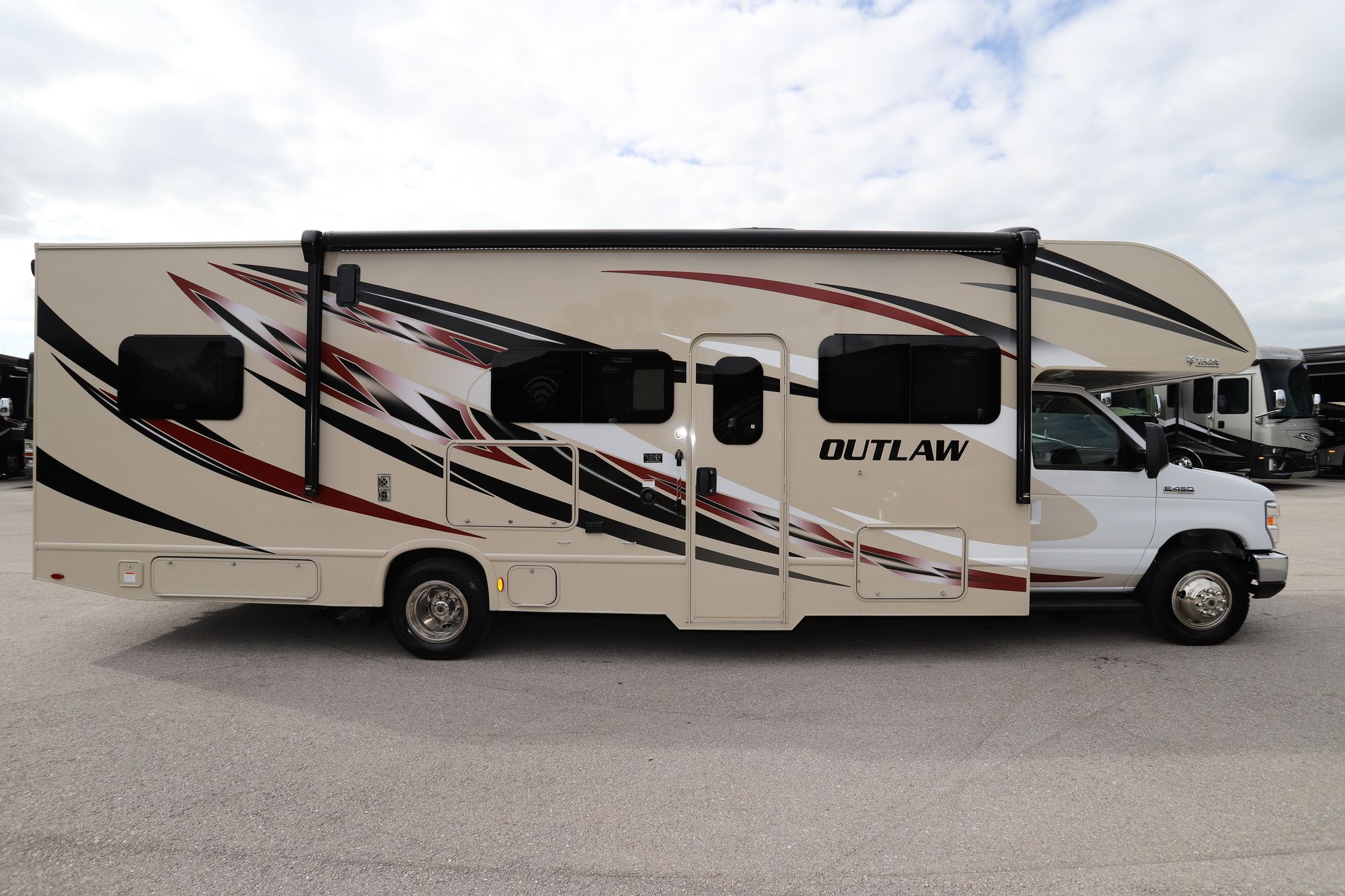 New 2020 Thor Outlaw 29J Class C  For Sale