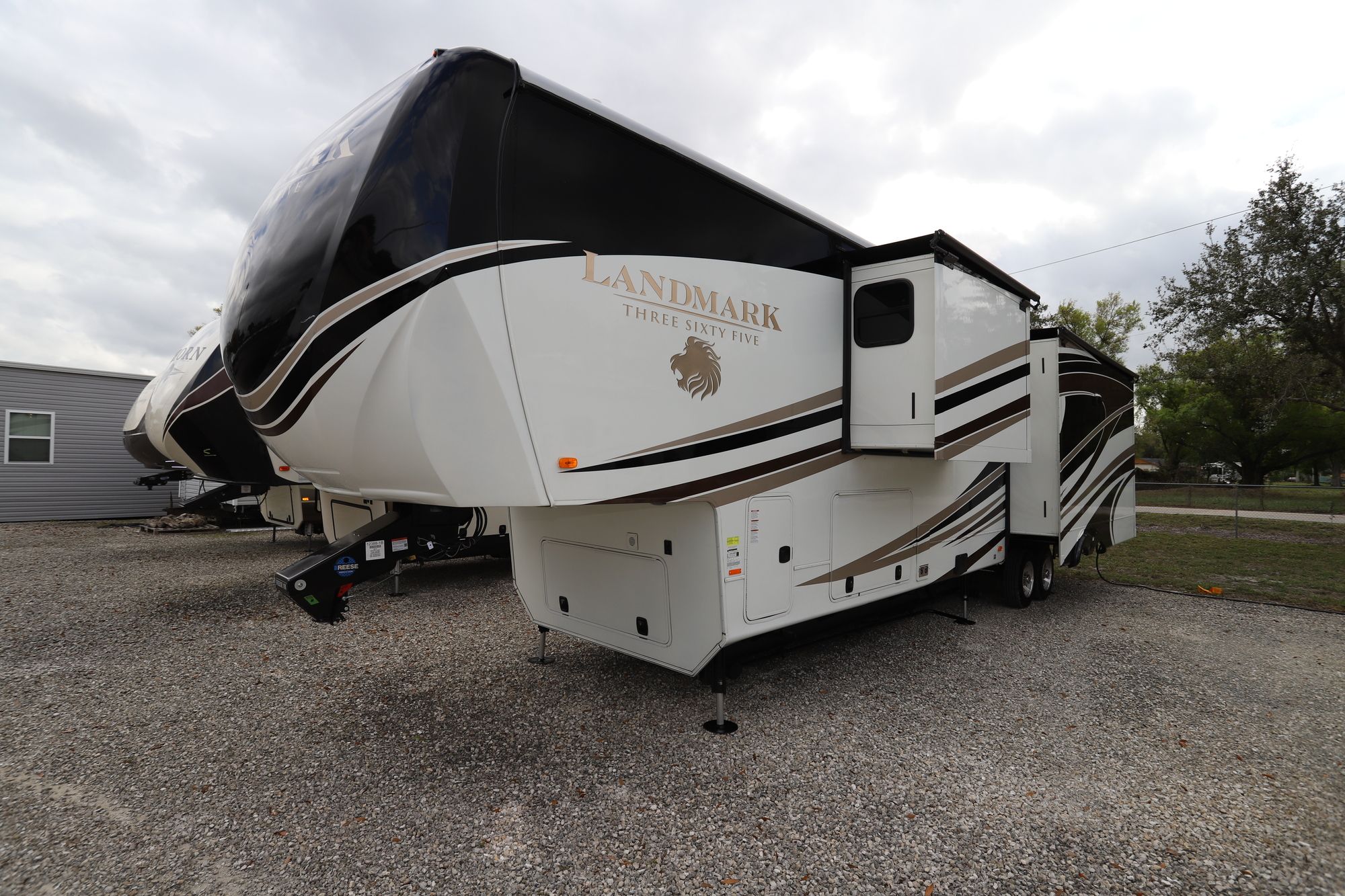 Used 2015 Heartland Land Mark 365 NEWPORT Fifth Wheel  For Sale