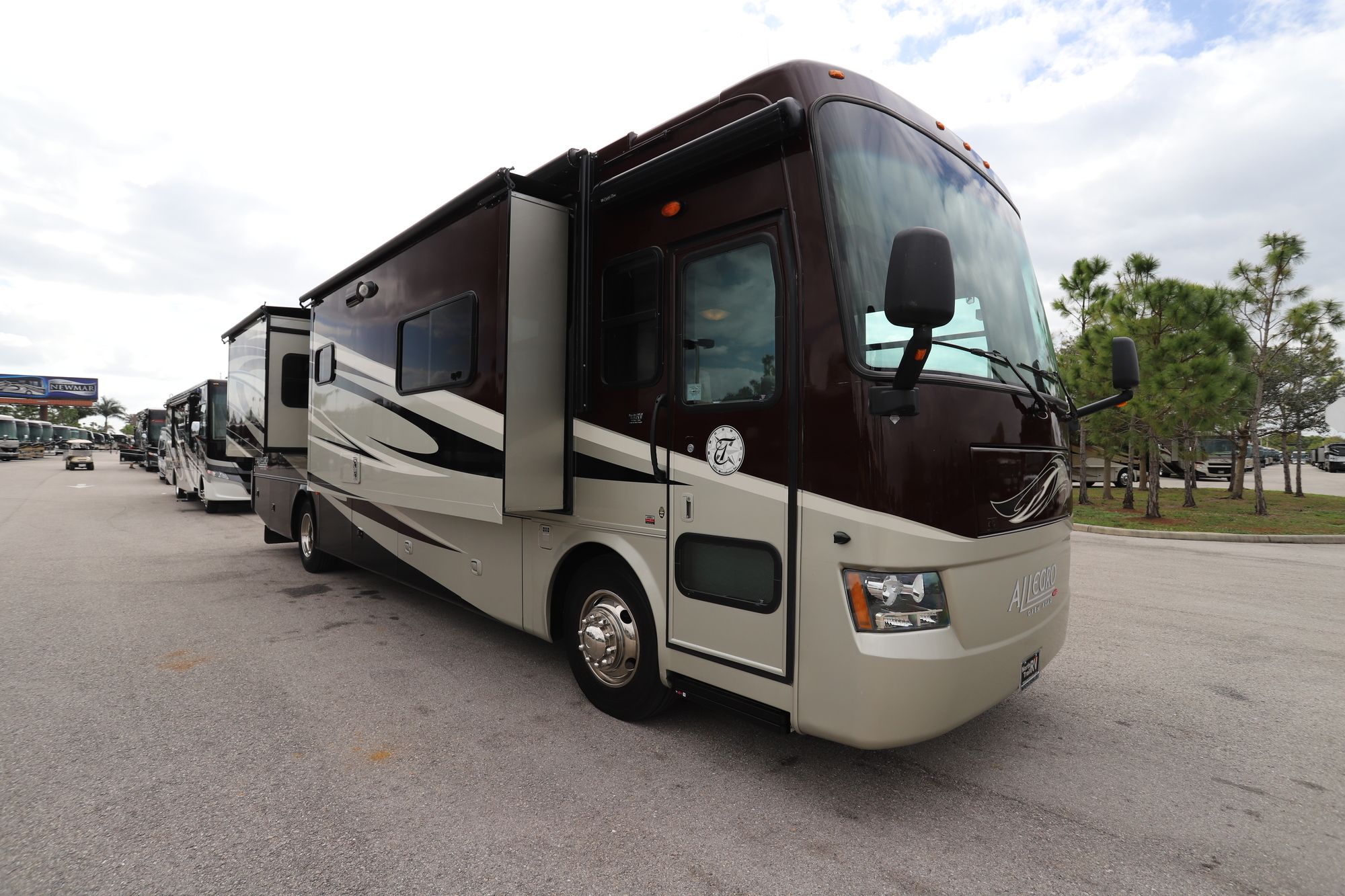 Used 2011 Tiffin Motor Homes Allegro Red 38QRA Class A  For Sale