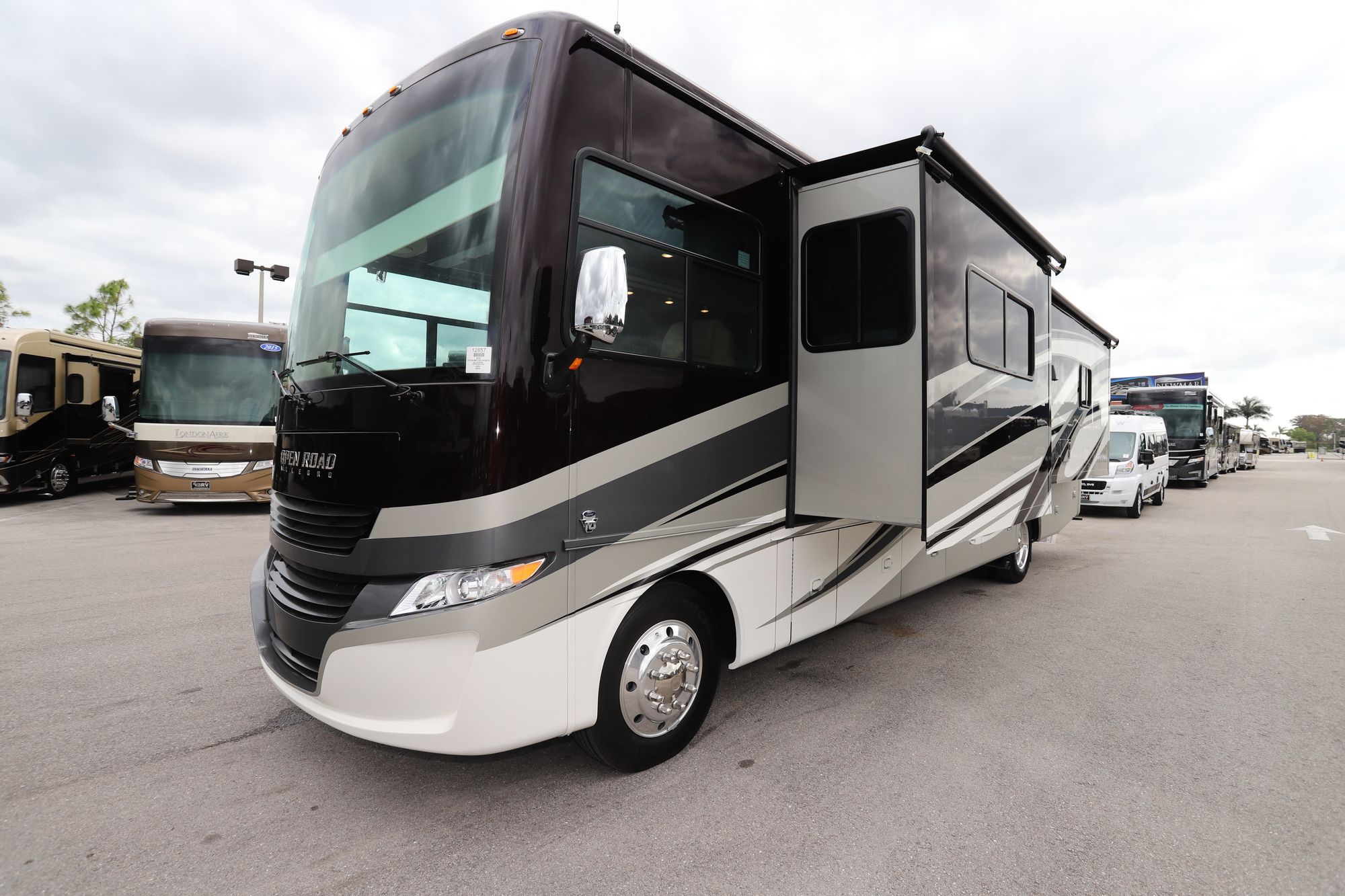 New 2020 Tiffin Motor Homes Allegro 34PA Class A  For Sale