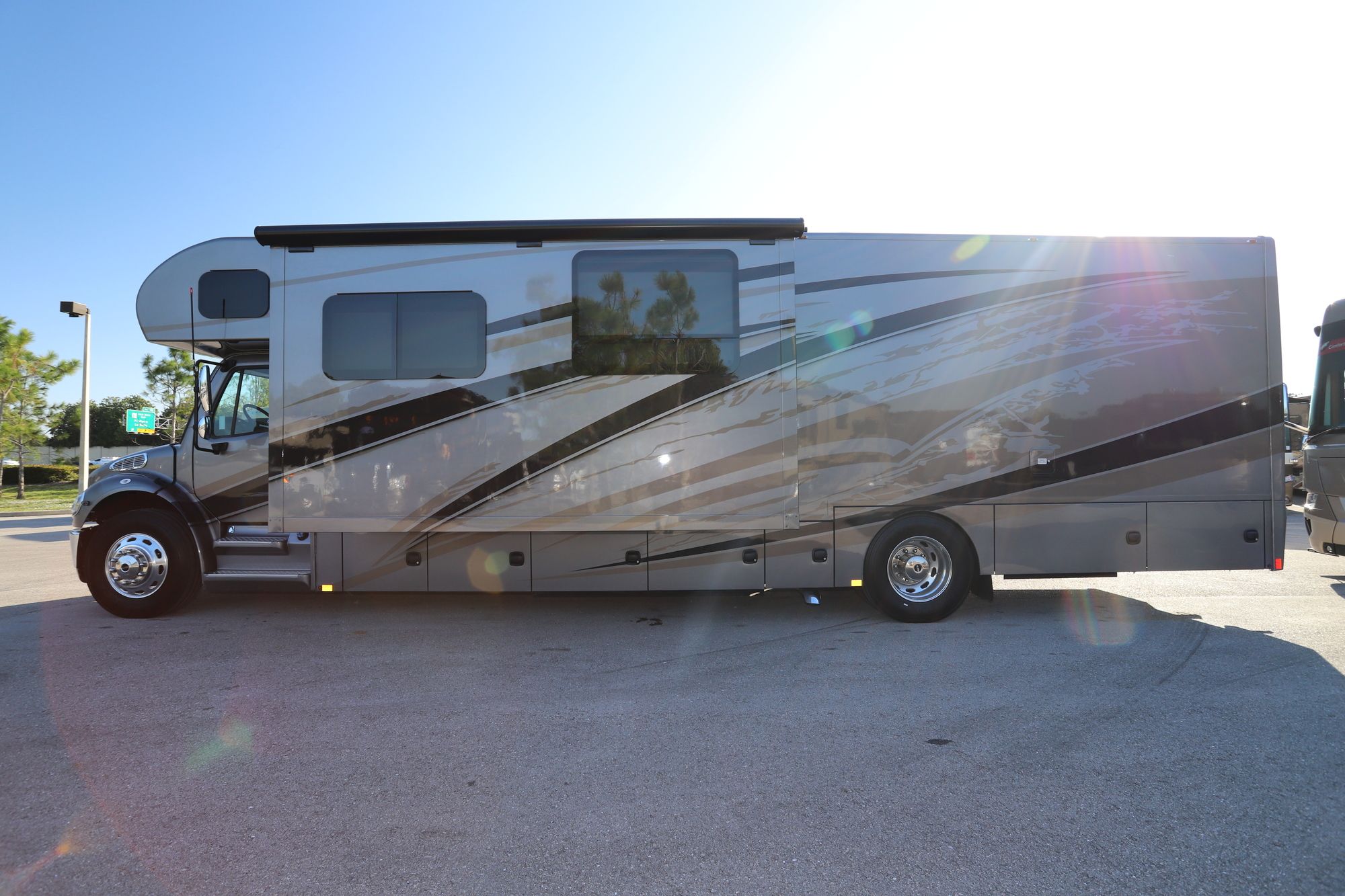 New 2020 Renegade Rv Valencia 38BB Super C  For Sale