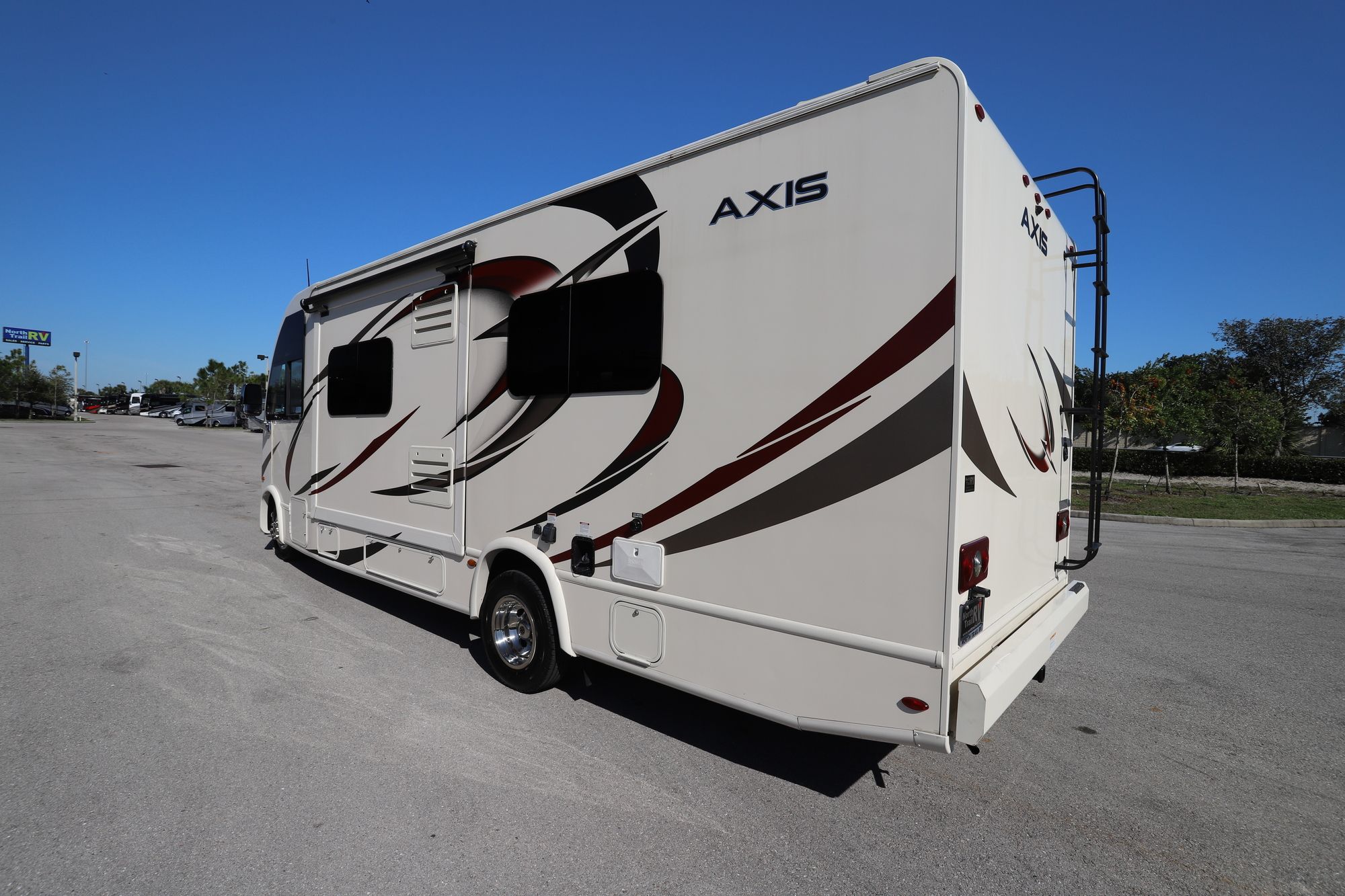 Used 2018 Thor Axis 25.5 Class A  For Sale