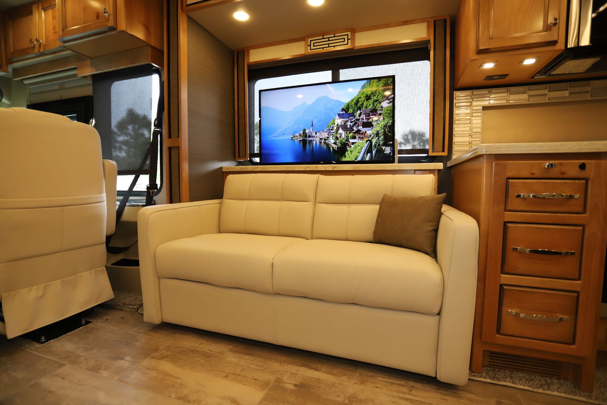 New 2020 Tiffin Motor Homes Allegro Red 37BA Class A  For Sale